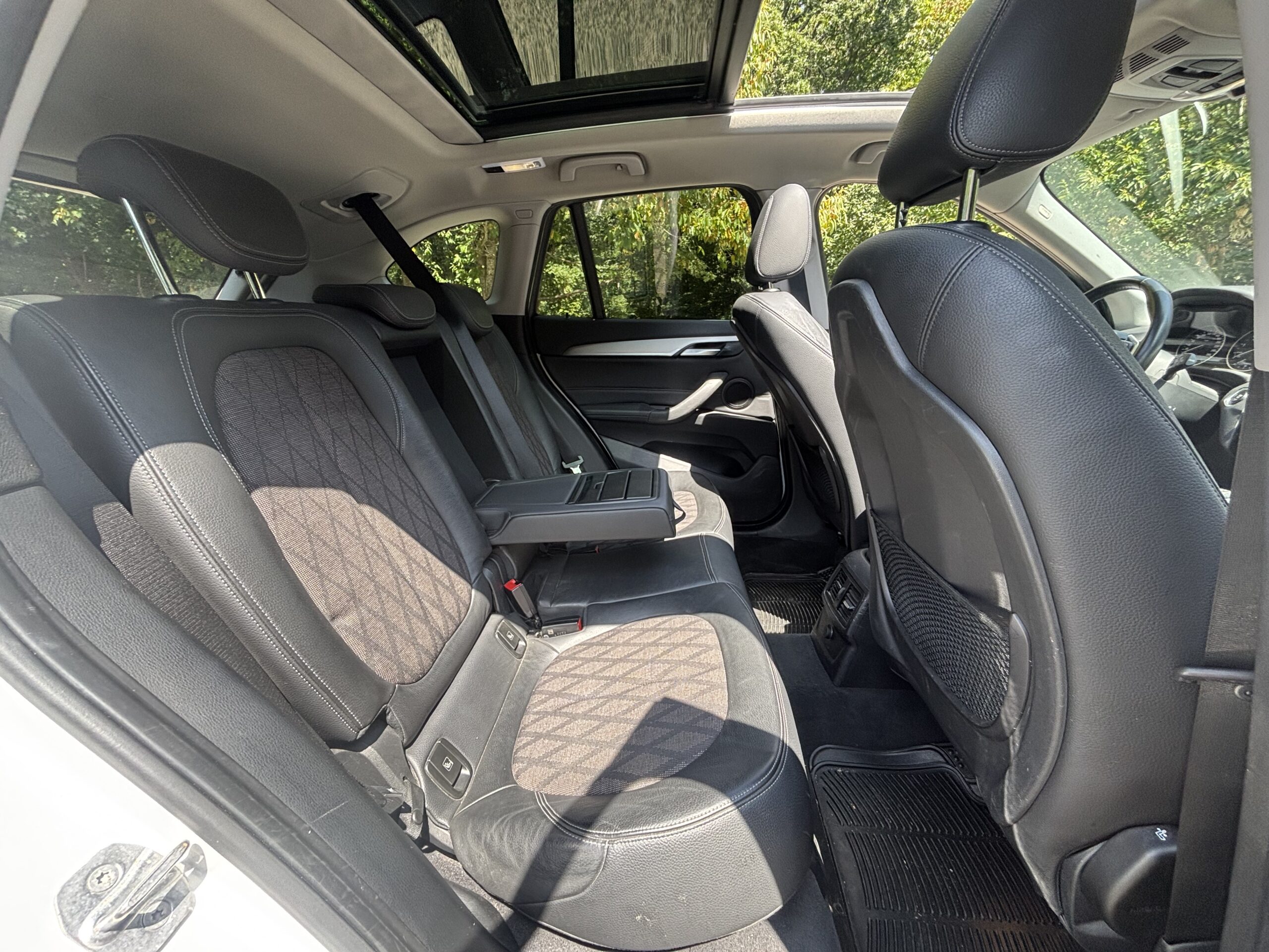 BMW X1 18i sDrive 136 X LINE