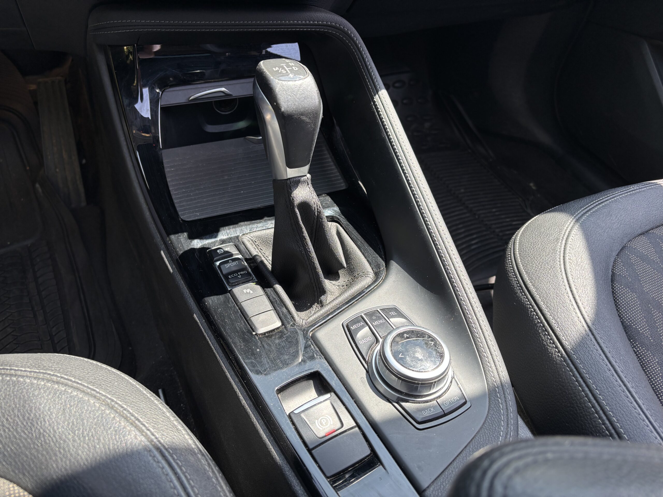 BMW X1 18i sDrive 136 X LINE