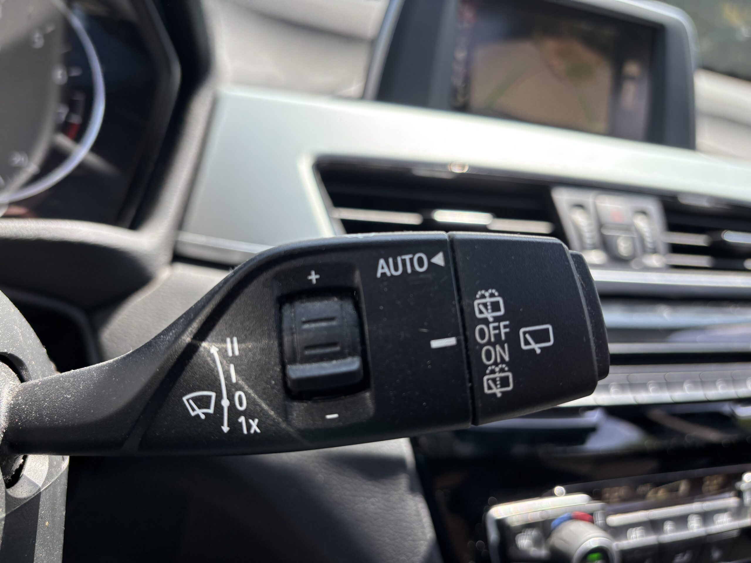BMW X1 18i sDrive 136 X LINE