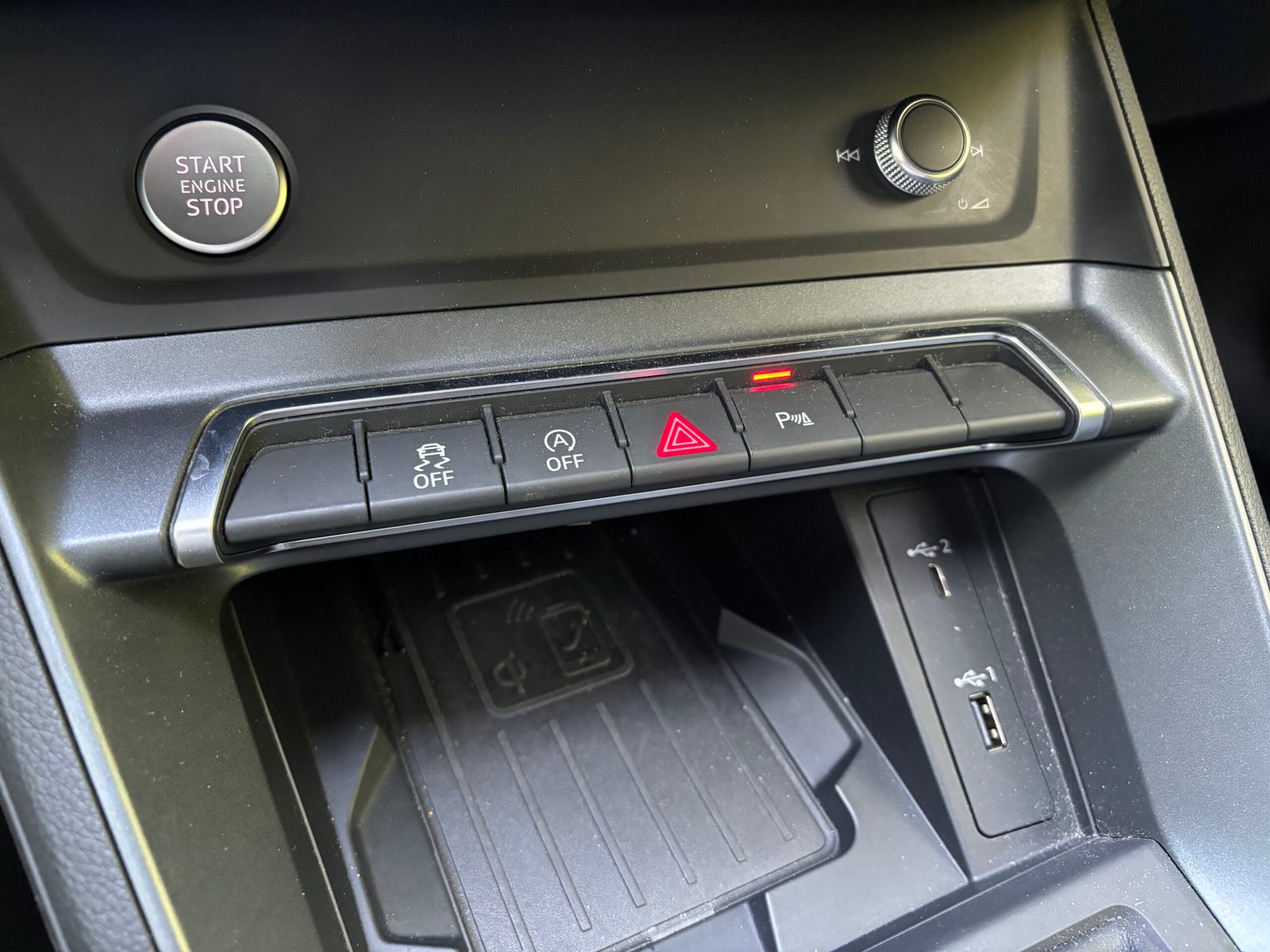 AUDI Q3 40 2.0 TFSI Quattro S Tronic7 190 S-LINE