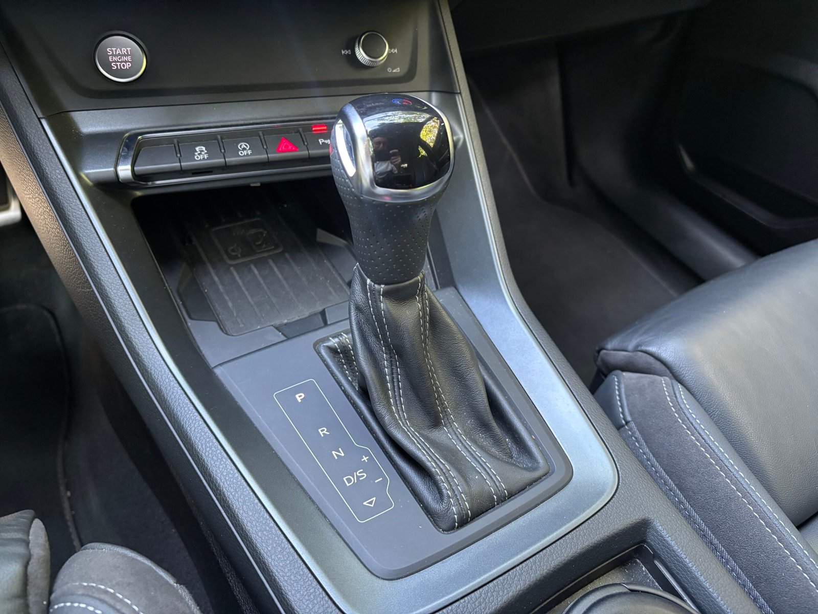 AUDI Q3 40 2.0 TFSI Quattro S Tronic7 190 S-LINE