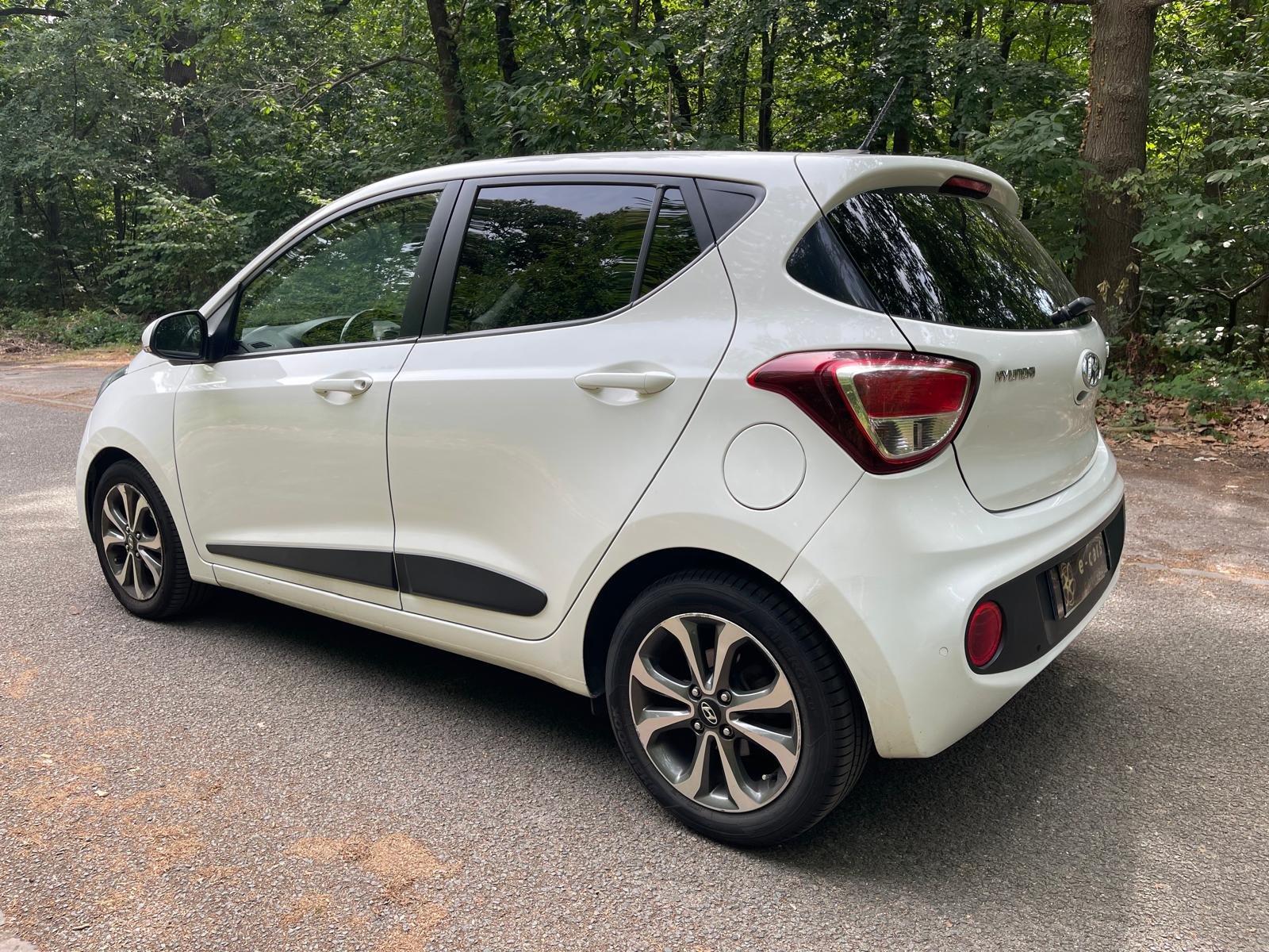 HYUNDAI i10 II 1.2 i 16V 87