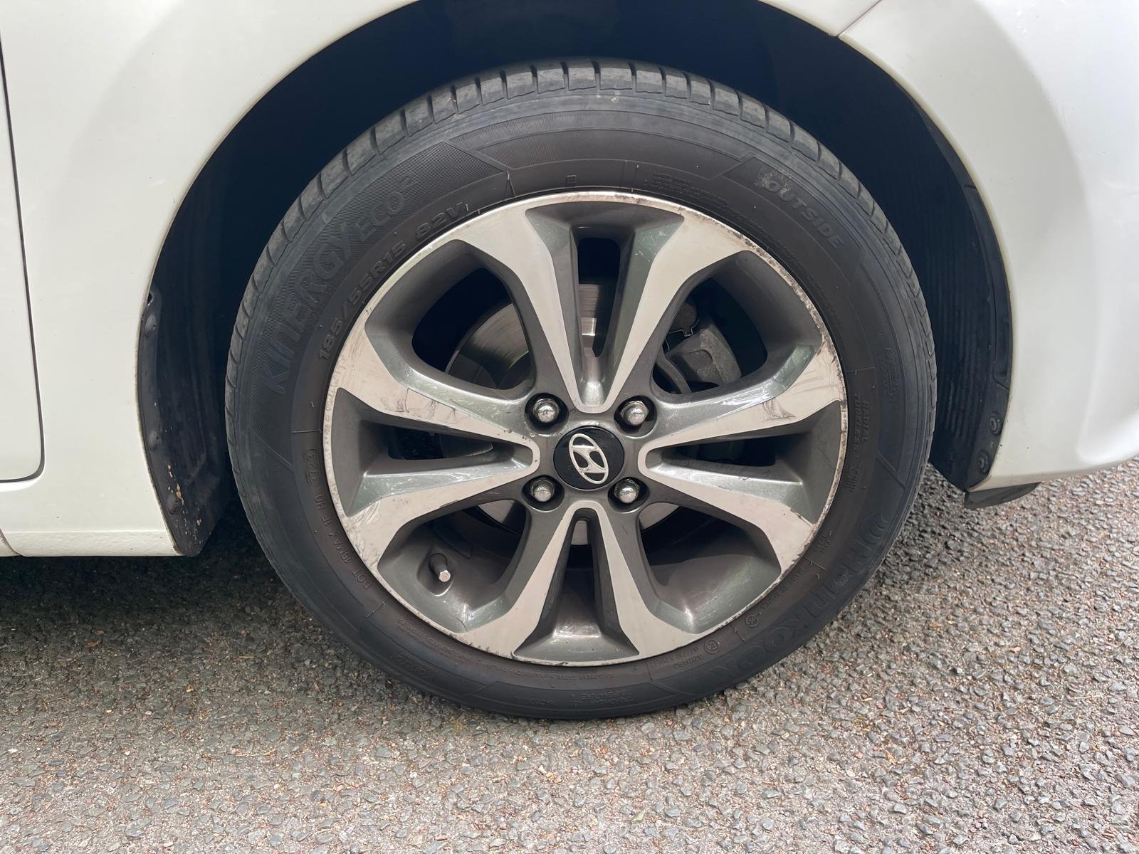 HYUNDAI i10 II 1.2 i 16V 87