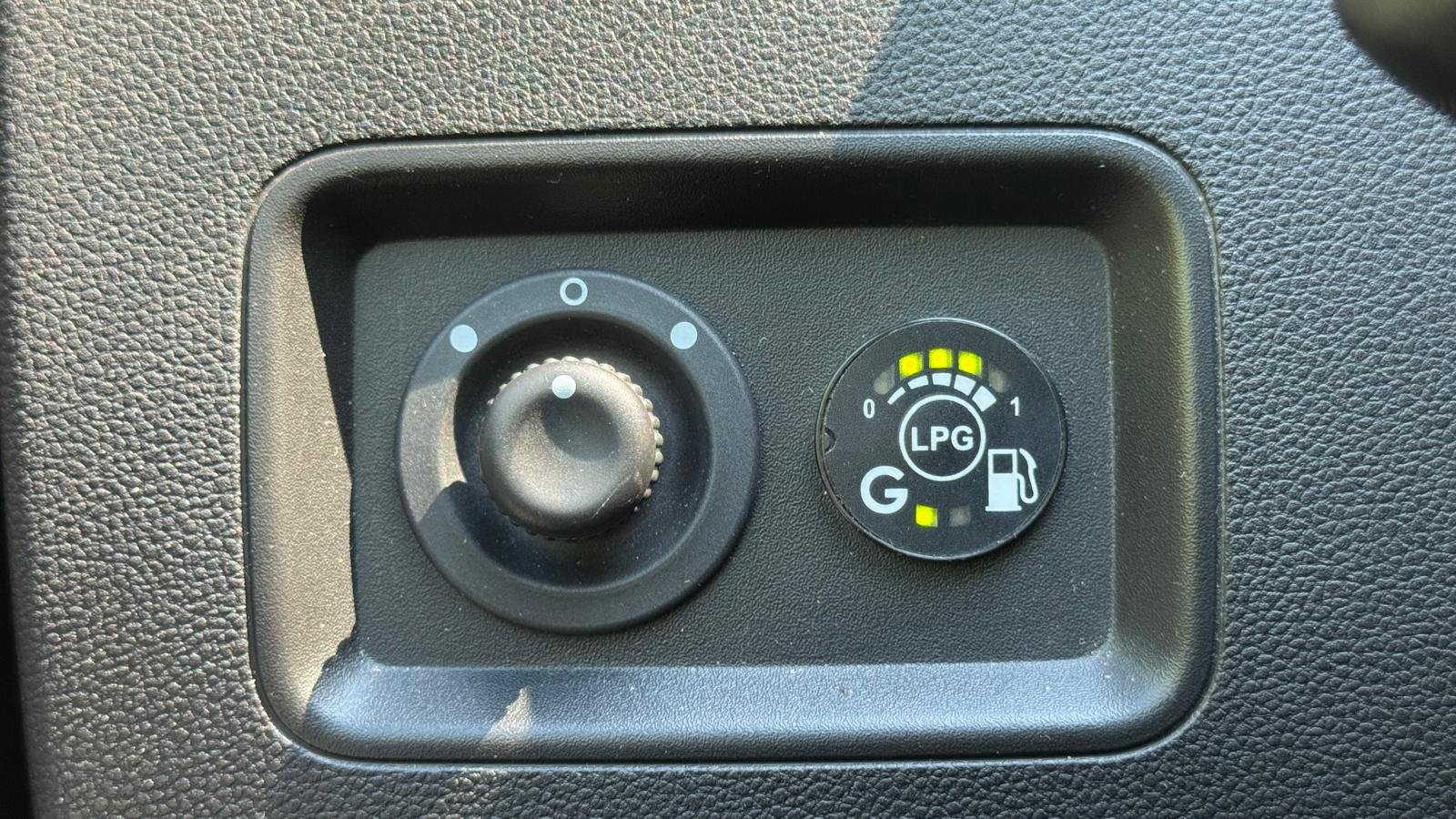 DACIA Duster II 1.6 SCe 4×2 114 PRESTIGE