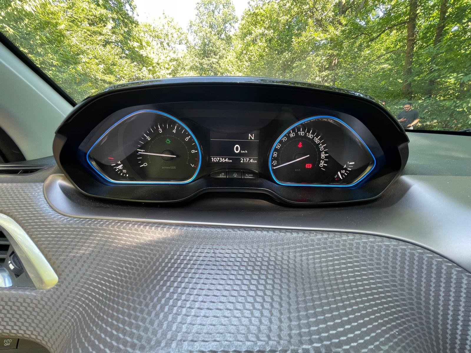 PEUGEOT 2008 1.2 e-VTi 12V S&S 82