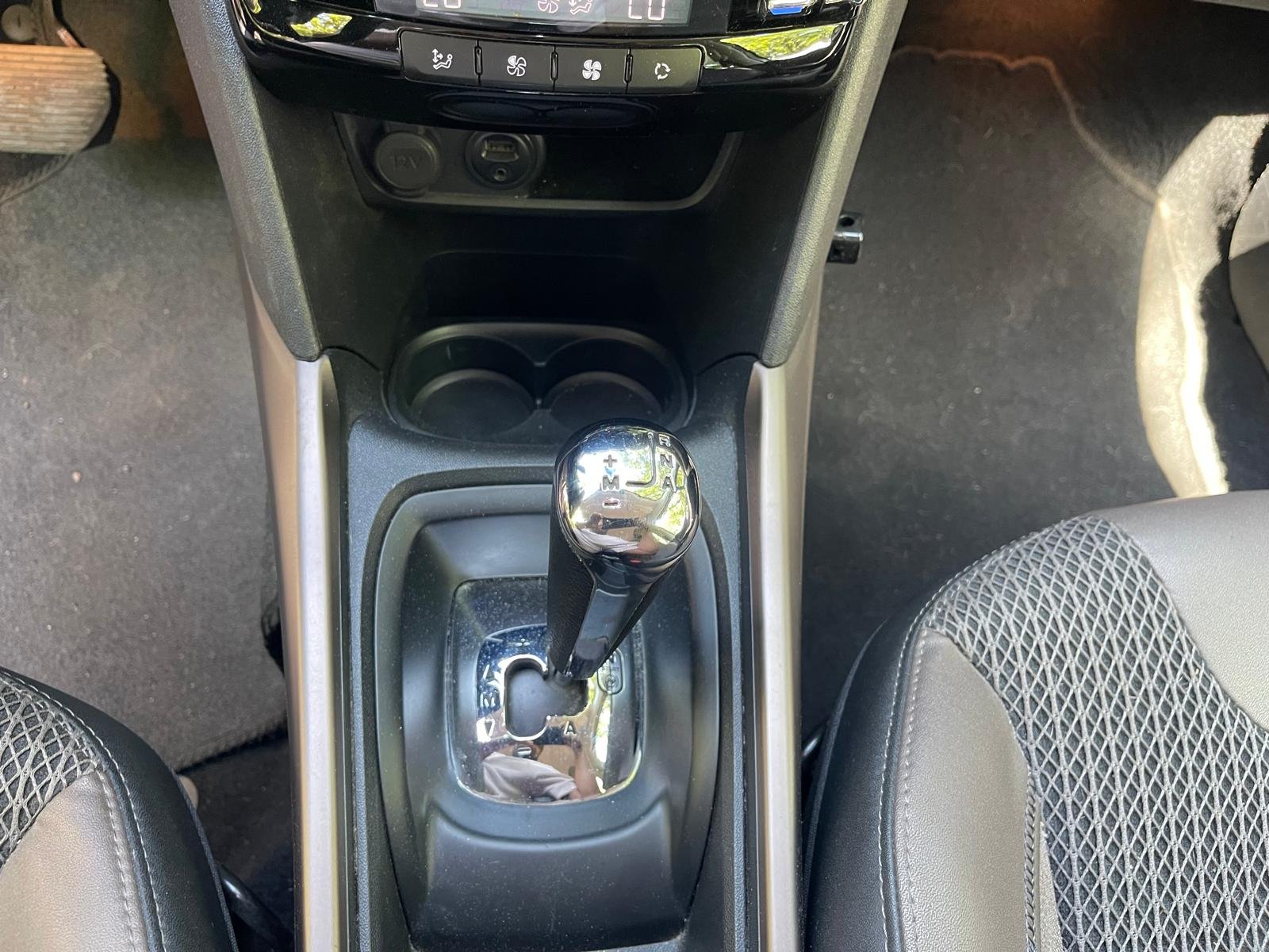 PEUGEOT 2008 1.2 e-VTi 12V S&S 82