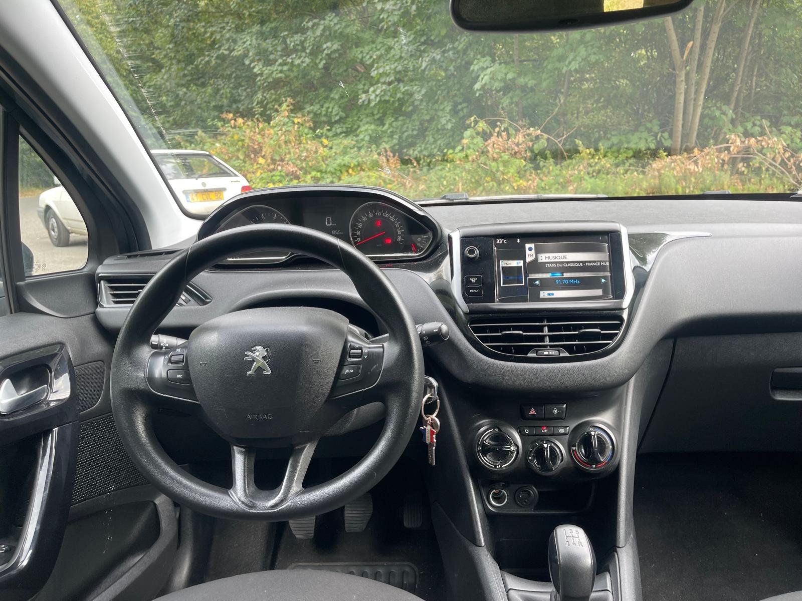 PEUGEOT 208 1.2 VTi 12V 82