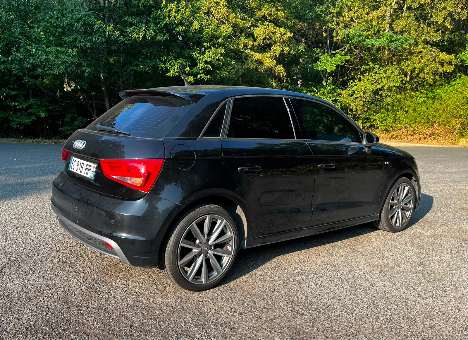 Audi A1 Sportback 1.6 TDI 90ch S line