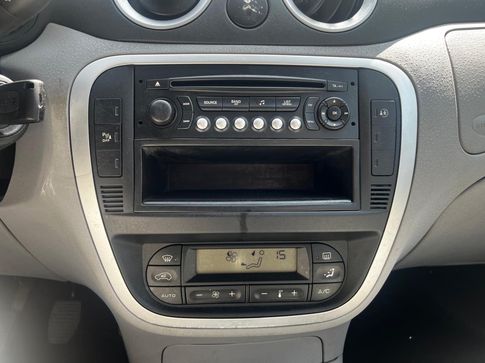 CITROEN C3 1,6 16v 110ch EXCLUSIVE