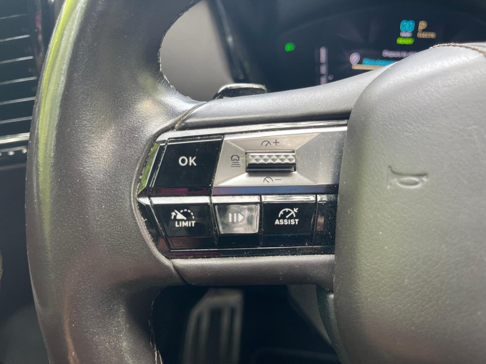 Ds ds4 hybride e-tense 225 eat8 LA PREMIERE