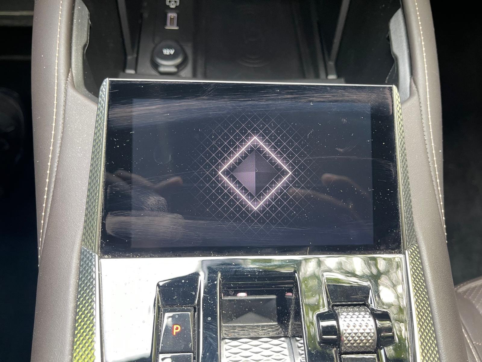 Ds ds4 hybride e-tense 225 eat8 LA PREMIERE