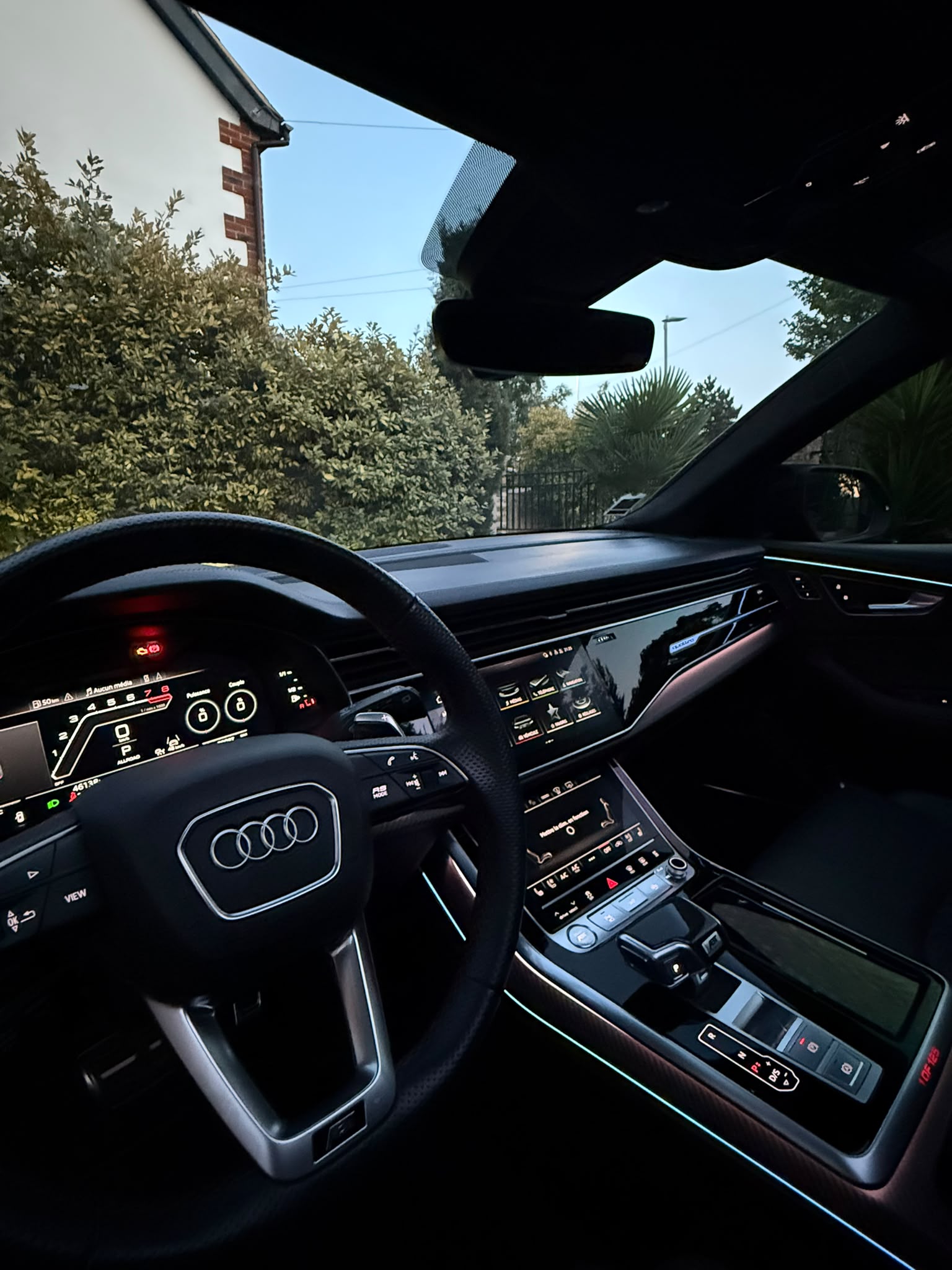 Audi rsq8-r abt 1 of 125 FULL BLACK