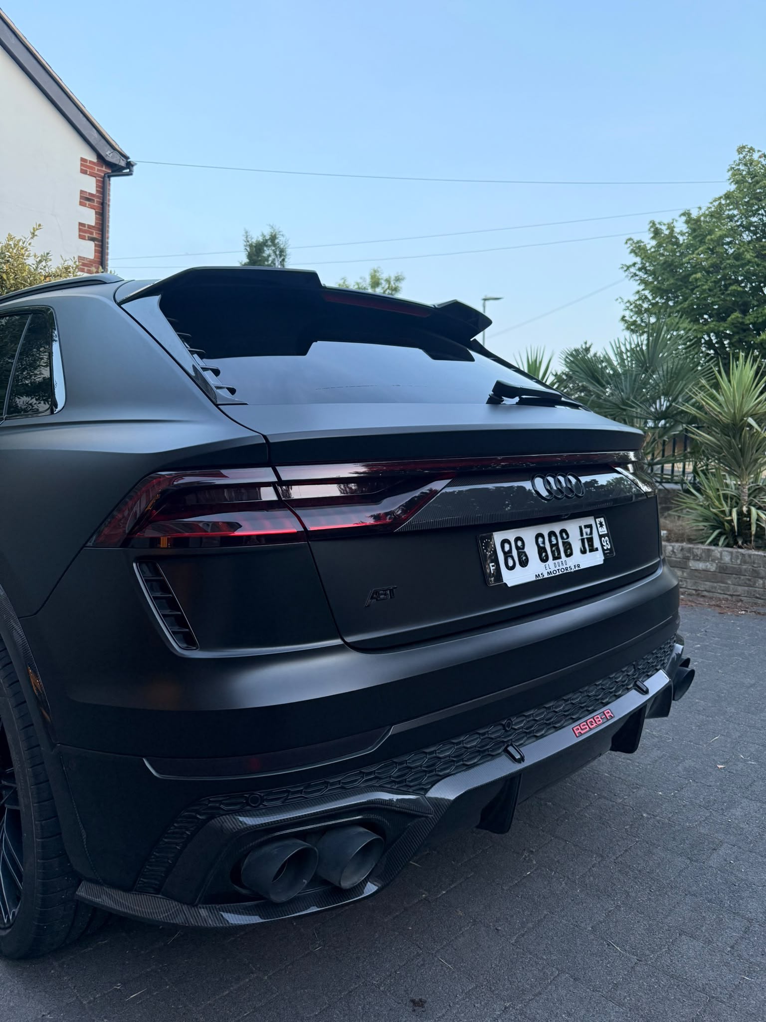 Audi rsq8-r abt 1 of 125 FULL BLACK