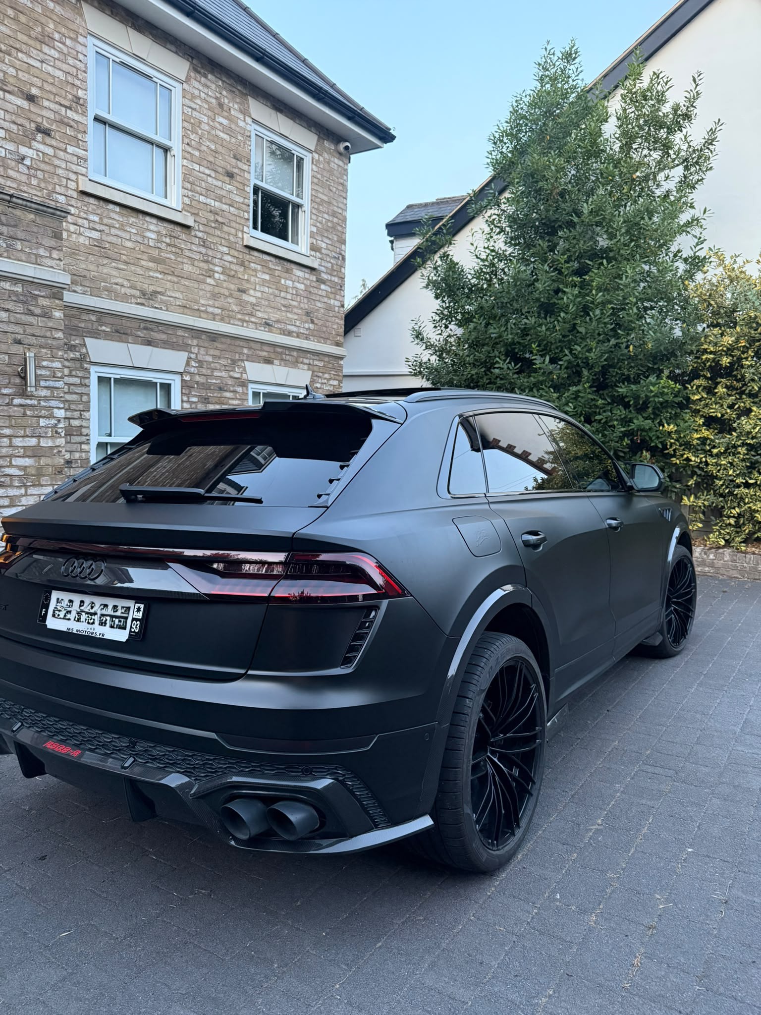 Audi rsq8-r abt 1 of 125 FULL BLACK