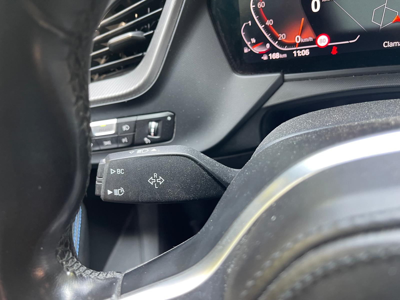 BMW Série 1 118i 1.5 i 12V DCT7 140 PACK M SPORT