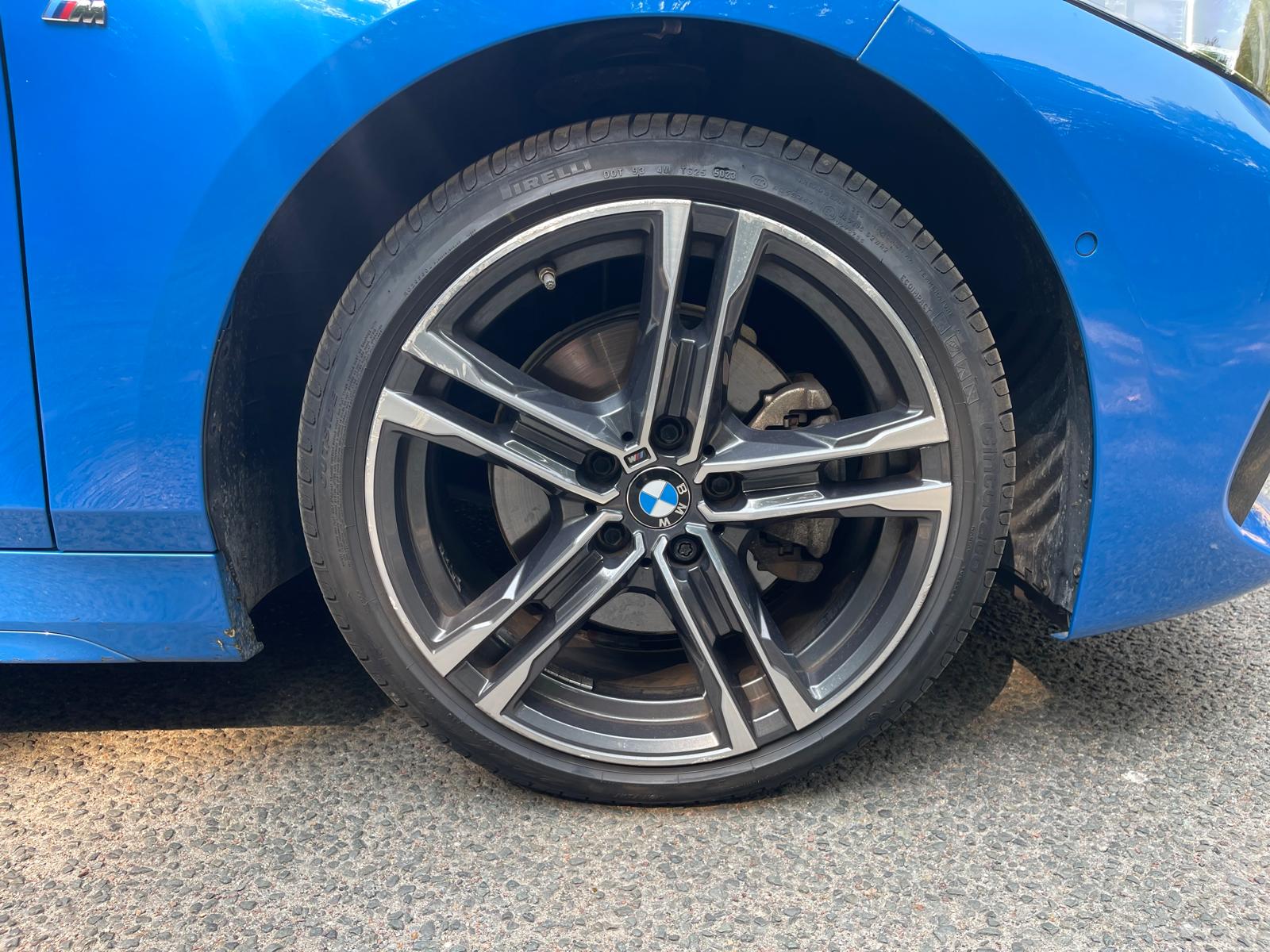 BMW Série 1 118i 1.5 i 12V DCT7 140 PACK M SPORT