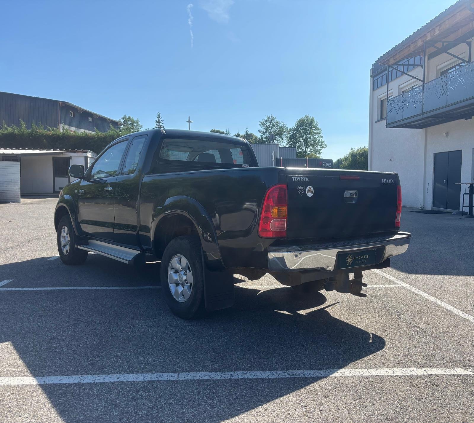 TOYOTA Hilux 2.5 D-4D 16V Xtra cabine Pickup long 4WD 120 cv