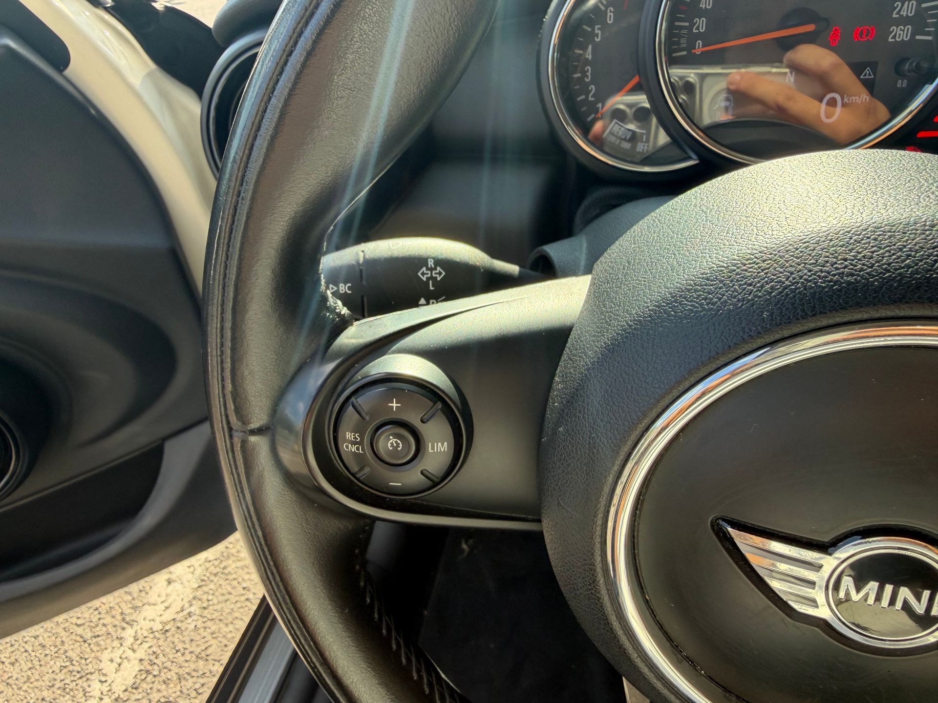 Mini Mini 5 Portes One First 1.2 i 12V 75 cv