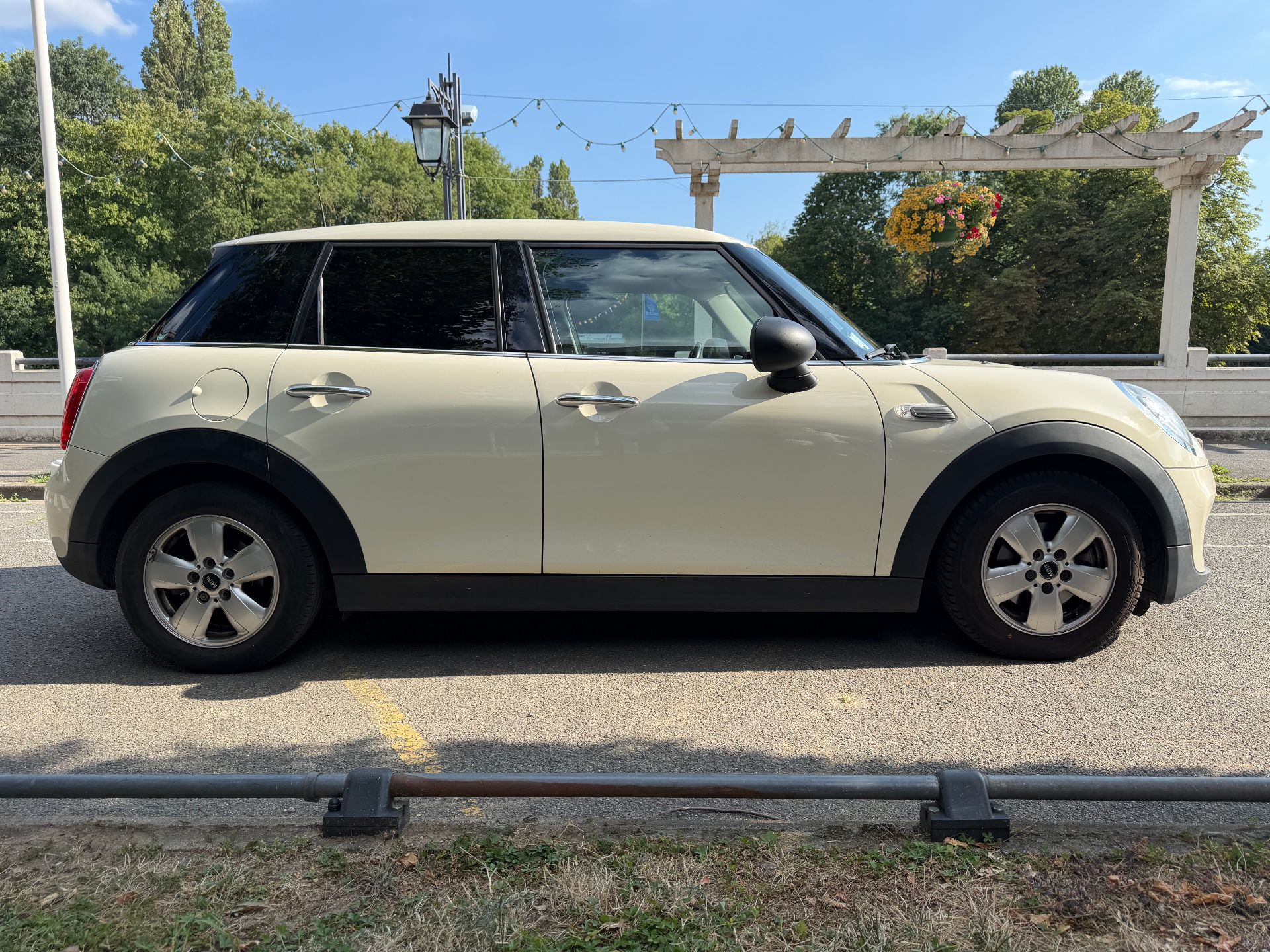 Mini Mini 5 Portes One First 1.2 i 12V 75 cv