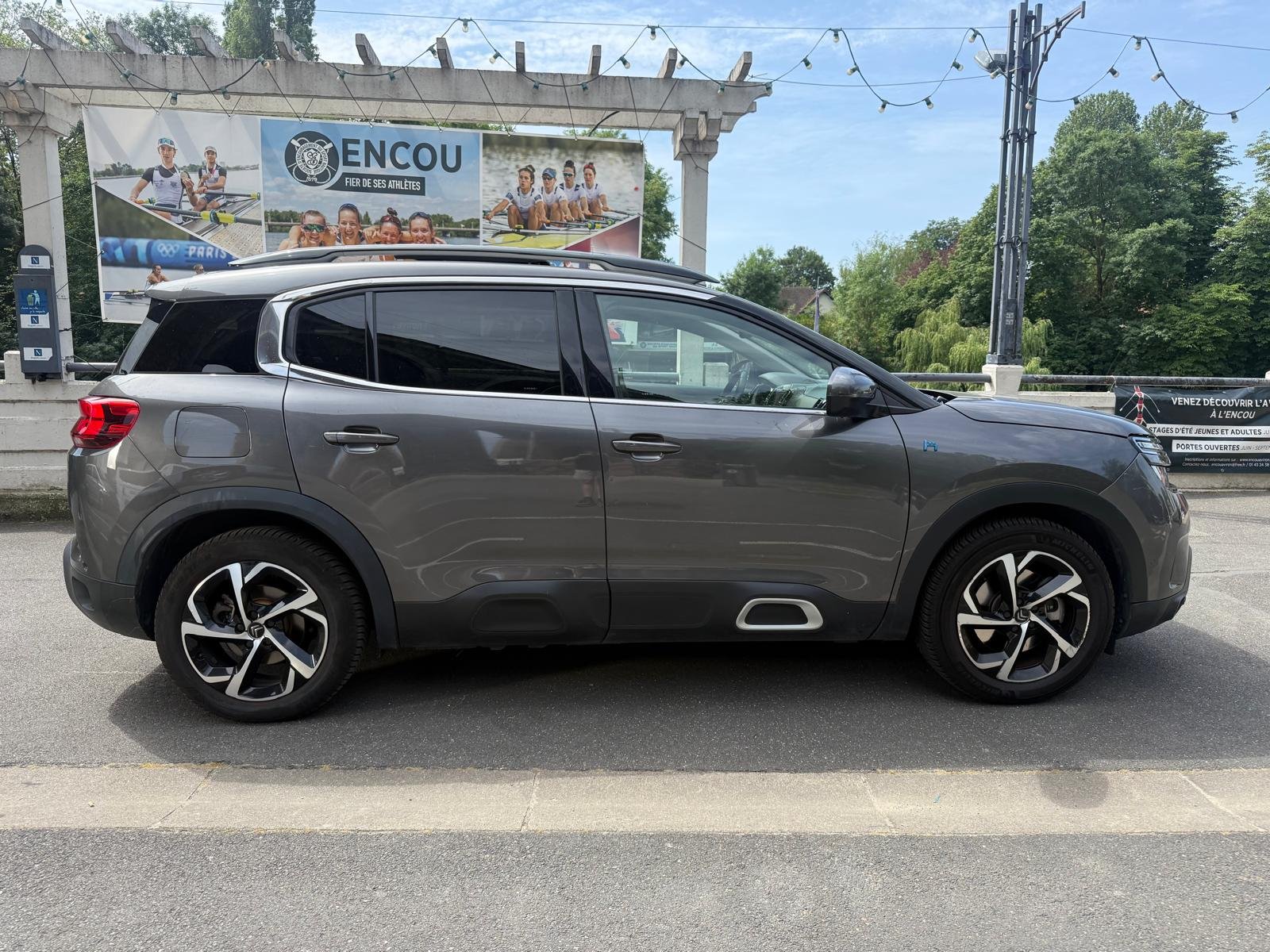 Citroën C5 Aircross 1.6 THP PureTech 16V 224 Plug in Hybrid e-EAT8 181 cv Boîte auto