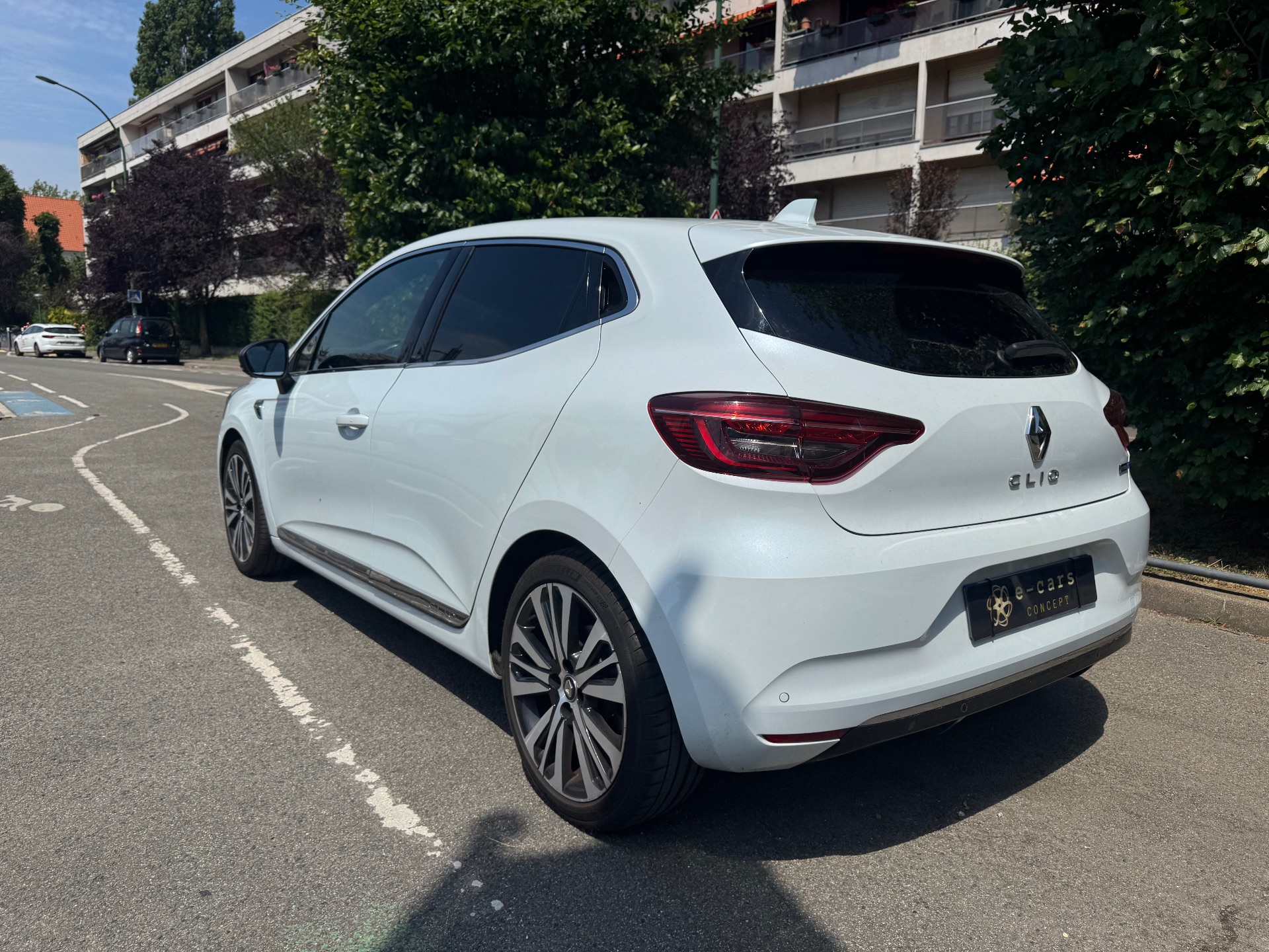 Renault Clio V 5 Portes E-TECH 1.6 i 16V GPF 140 Hybrid S&S 91 cv Boîte auto