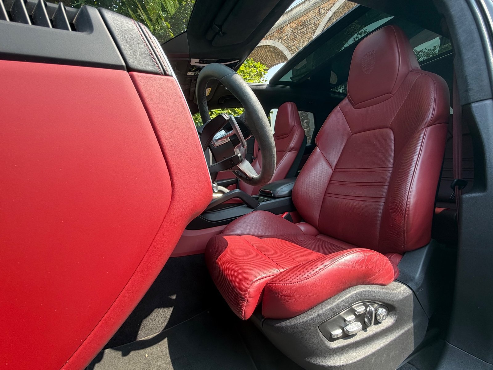 Porsche Cayenne E-Hybrid 3.0 V6 462 ch Tiptronic BVA 22.0 CV