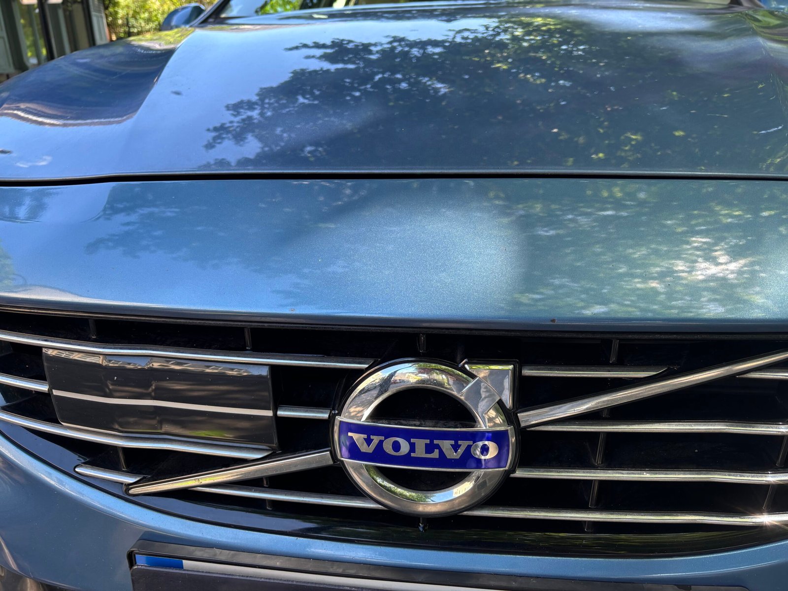 Volvo V60 Plug-in Hybrid D6 215 +70 ch AWD Geartronic A Xénium
