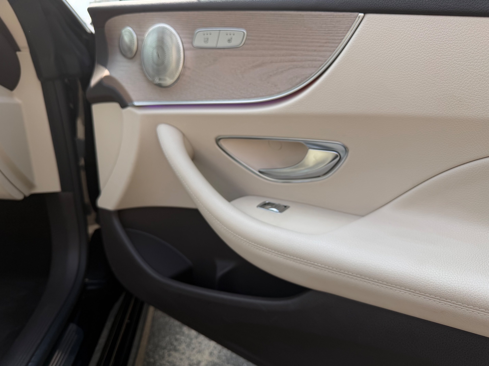 Mercedes-Benz Classe E 300 9G-TRONIC 245ch Pack AMG Exécutive