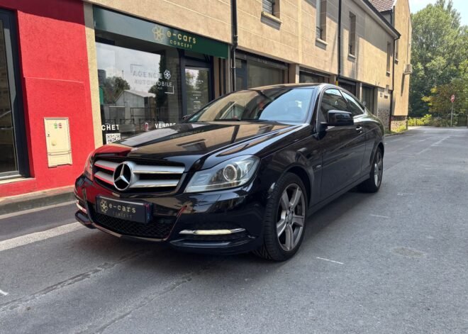 Mercedes-Benz Classe C Exécutive Phase 2 Coupé 220 CDi 2.1 CDI 16V DPF BlueEFFICIENCY 170 cv