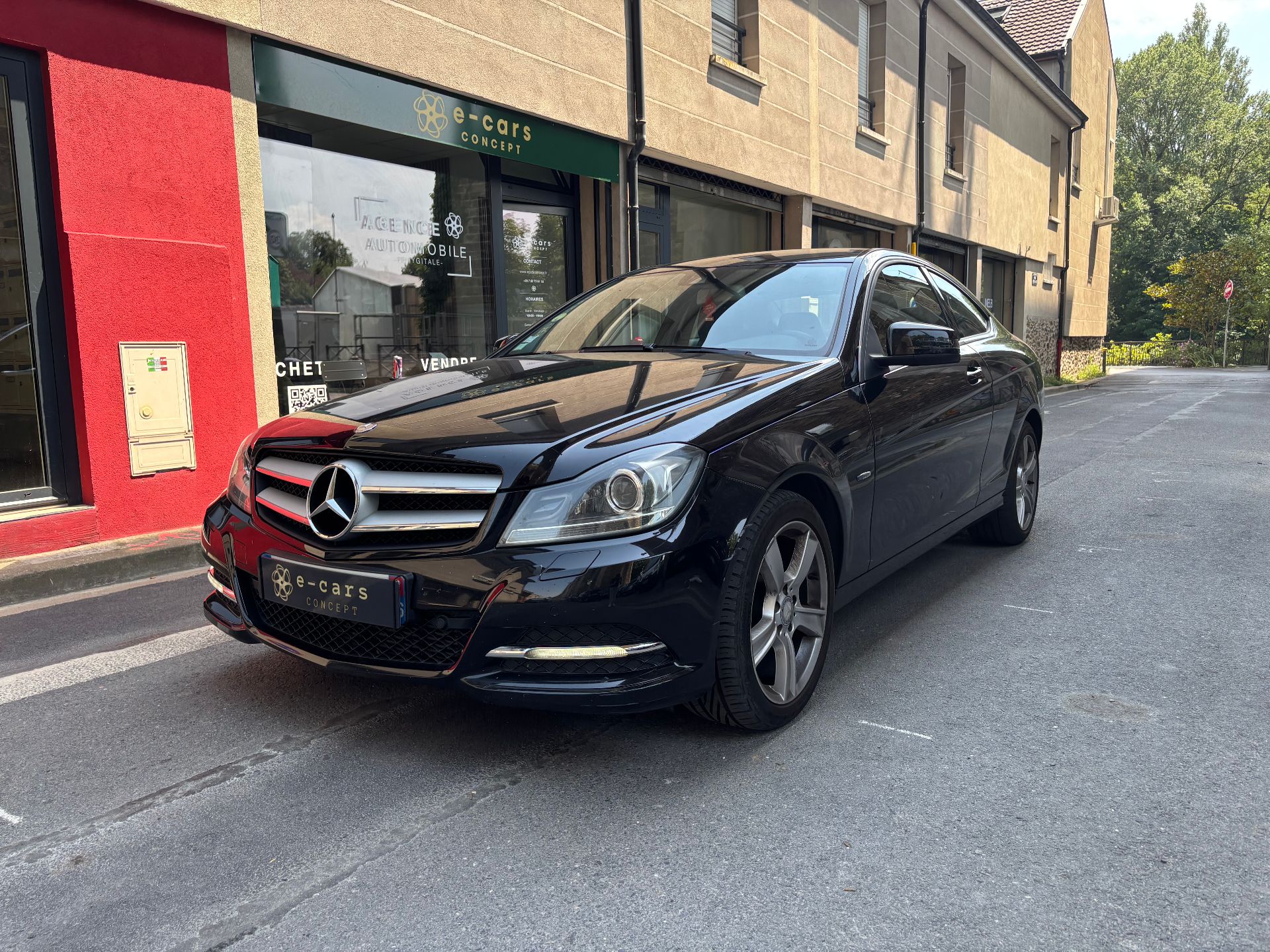 Mercedes-Benz Classe C Exécutive Phase 2 Coupé 220 CDi 2.1 CDI 16V DPF BlueEFFICIENCY 170 cv