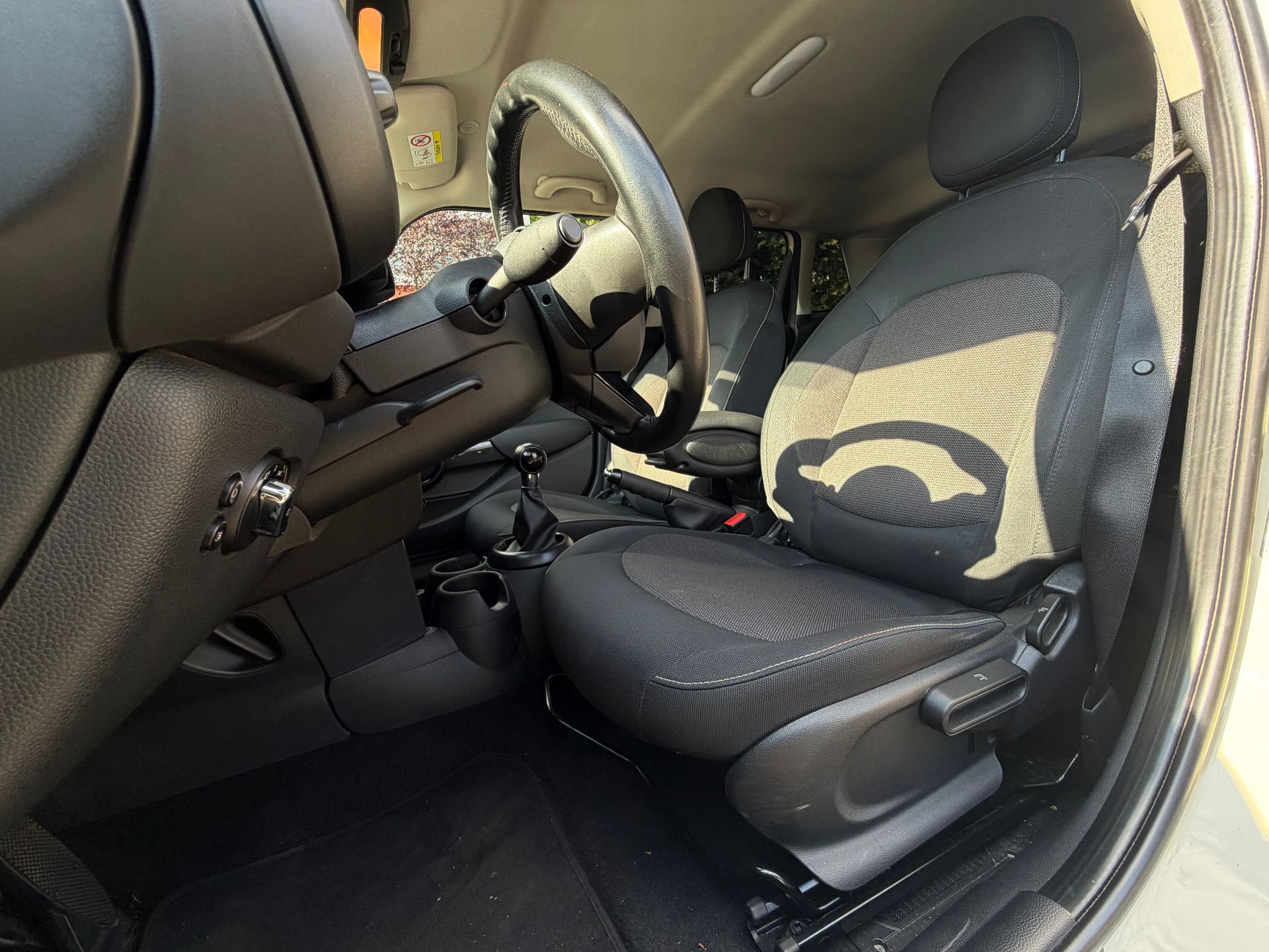 Mini Mini 5 Portes One First 1.2 i 12V 75 cv