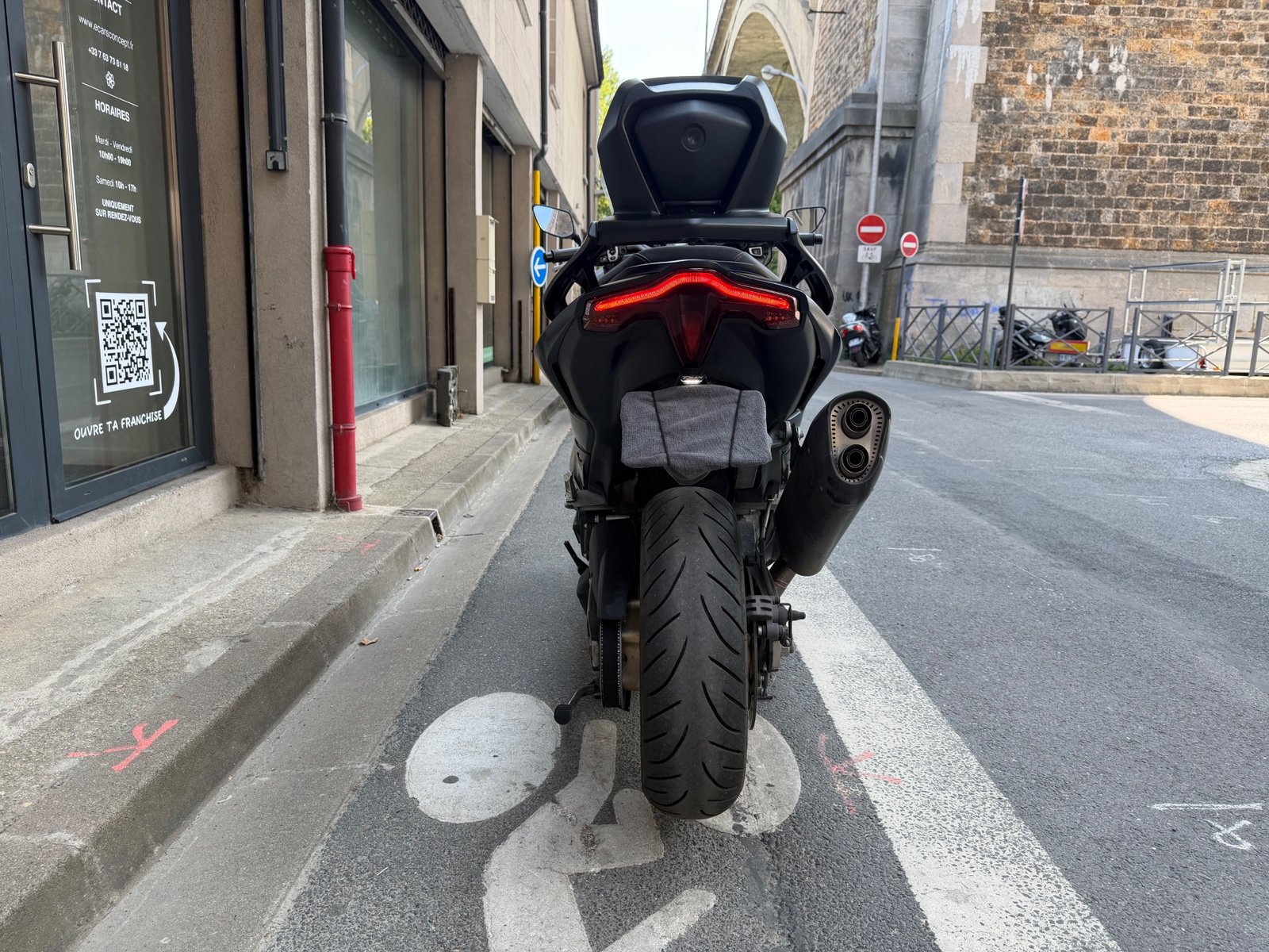 Yamaha Tmax Tech MAX 560