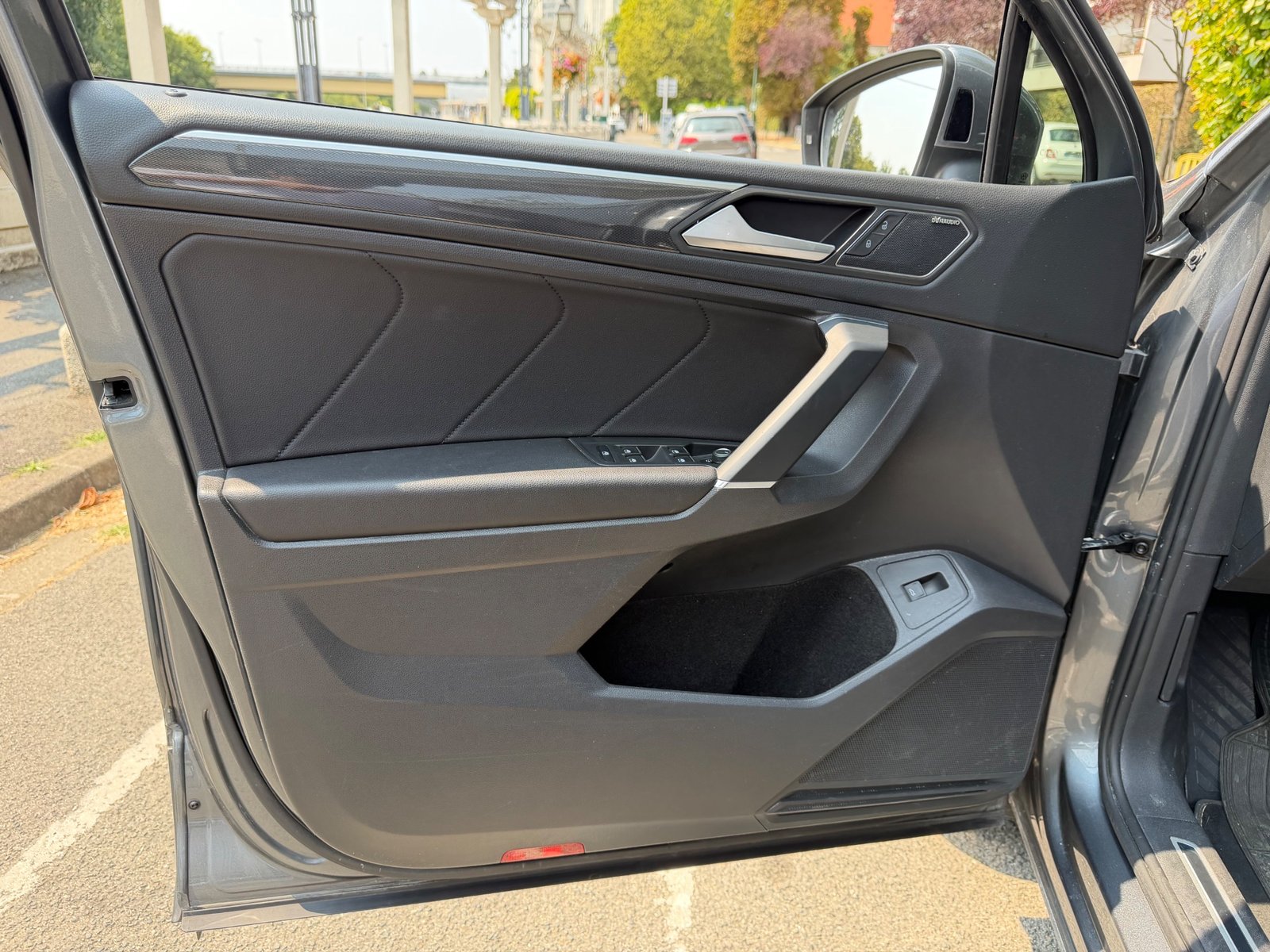 Volkswagen Tiguan Rline 1.5 TSi 16V DSG7 150 cv Boîte auto