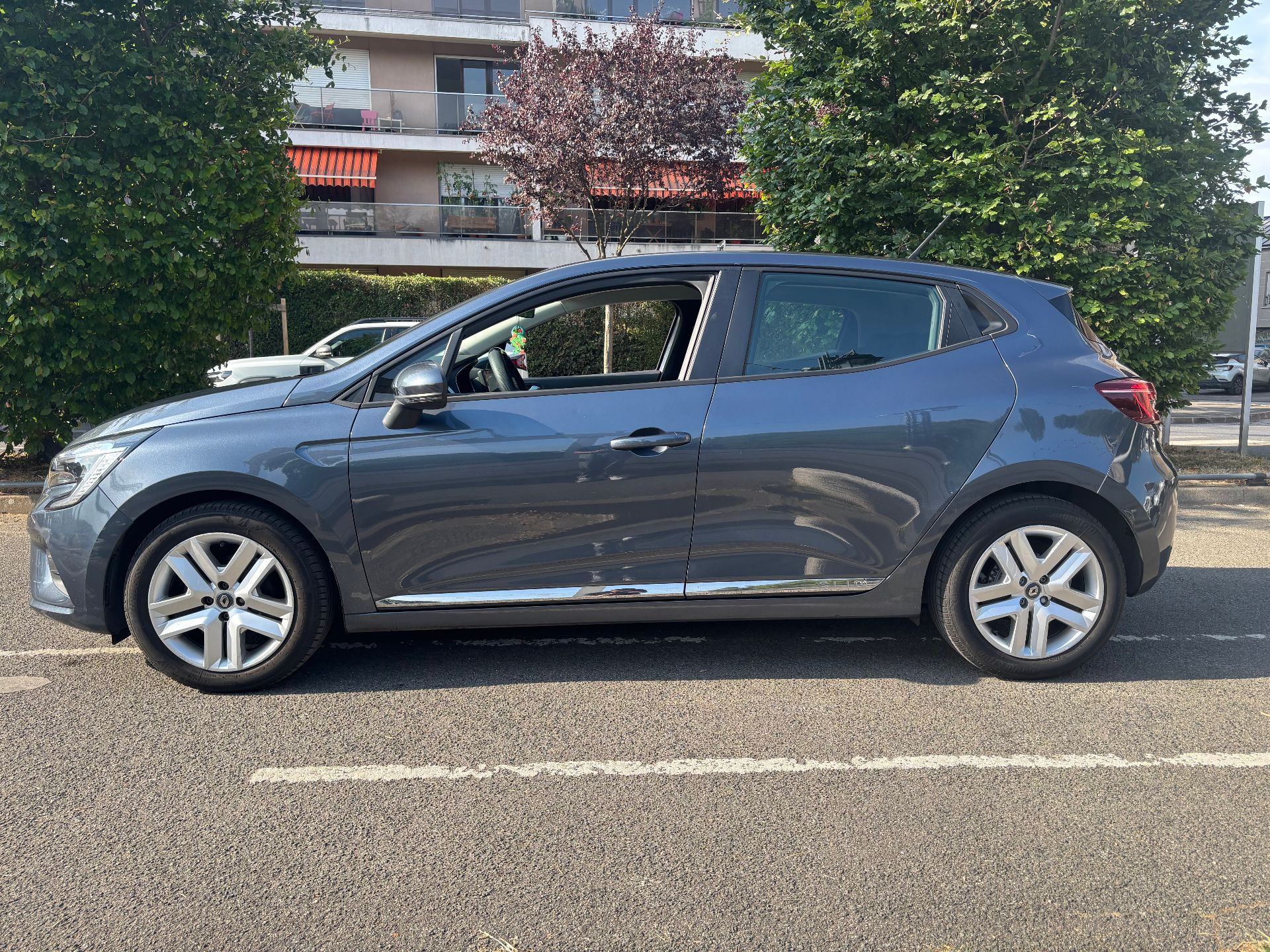 Renault Clio V 5 Portes 1.0 SCe 12V S&S 67ch