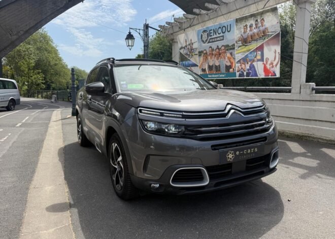 Citroën C5 Aircross 1.6 THP PureTech 16V 224 Plug in Hybrid e-EAT8 181 cv Boîte auto