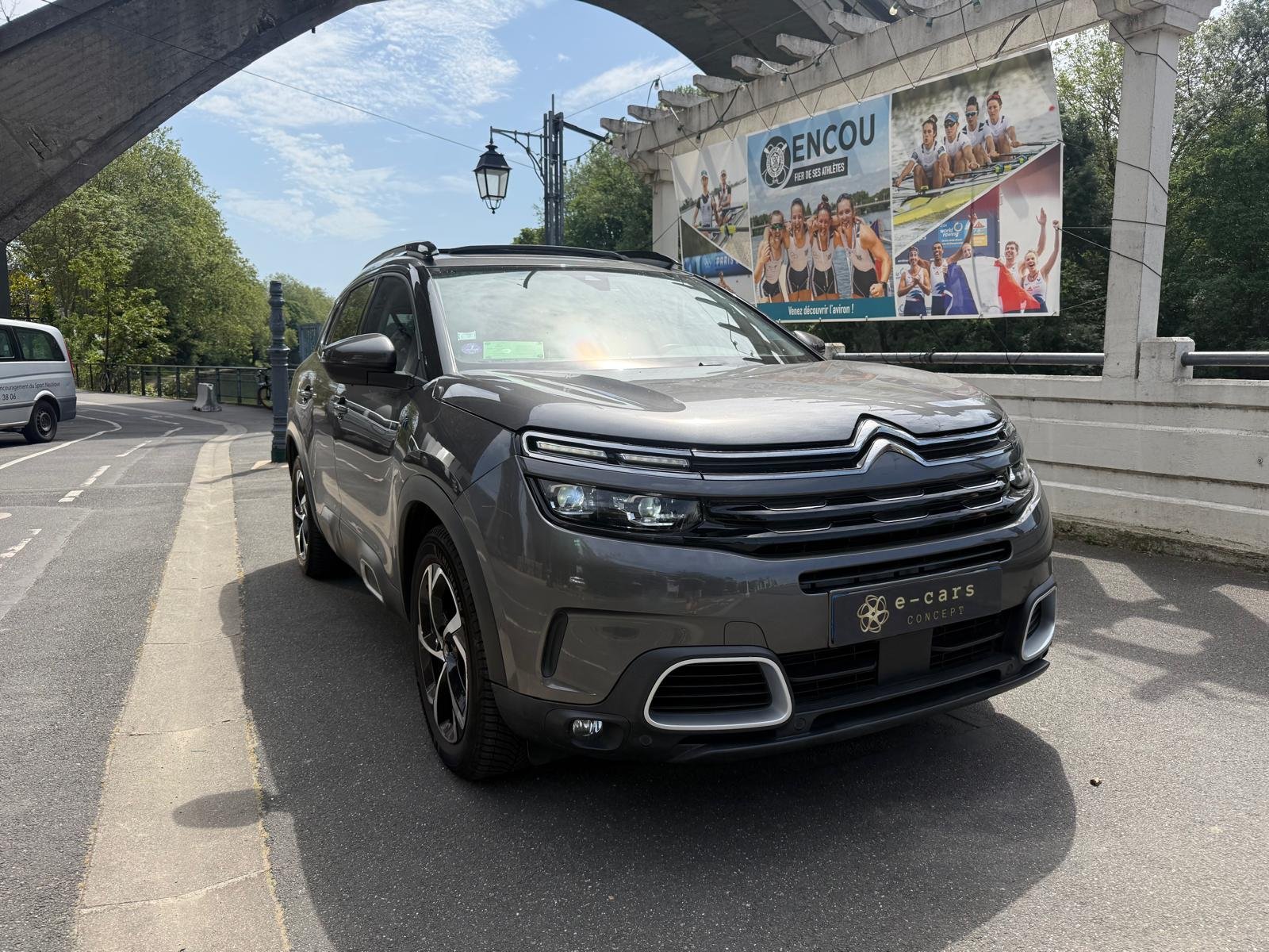 Citroën C5 Aircross 1.6 THP PureTech 16V 224 Plug in Hybrid e-EAT8 181 cv Boîte auto