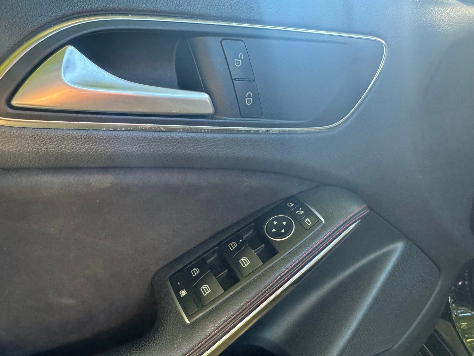 Mercedes-Benz Classe A PACK FASCINATION Phase 2 160 1.6 Ti 16V 7G-DCT 102 cv Boîte auto
