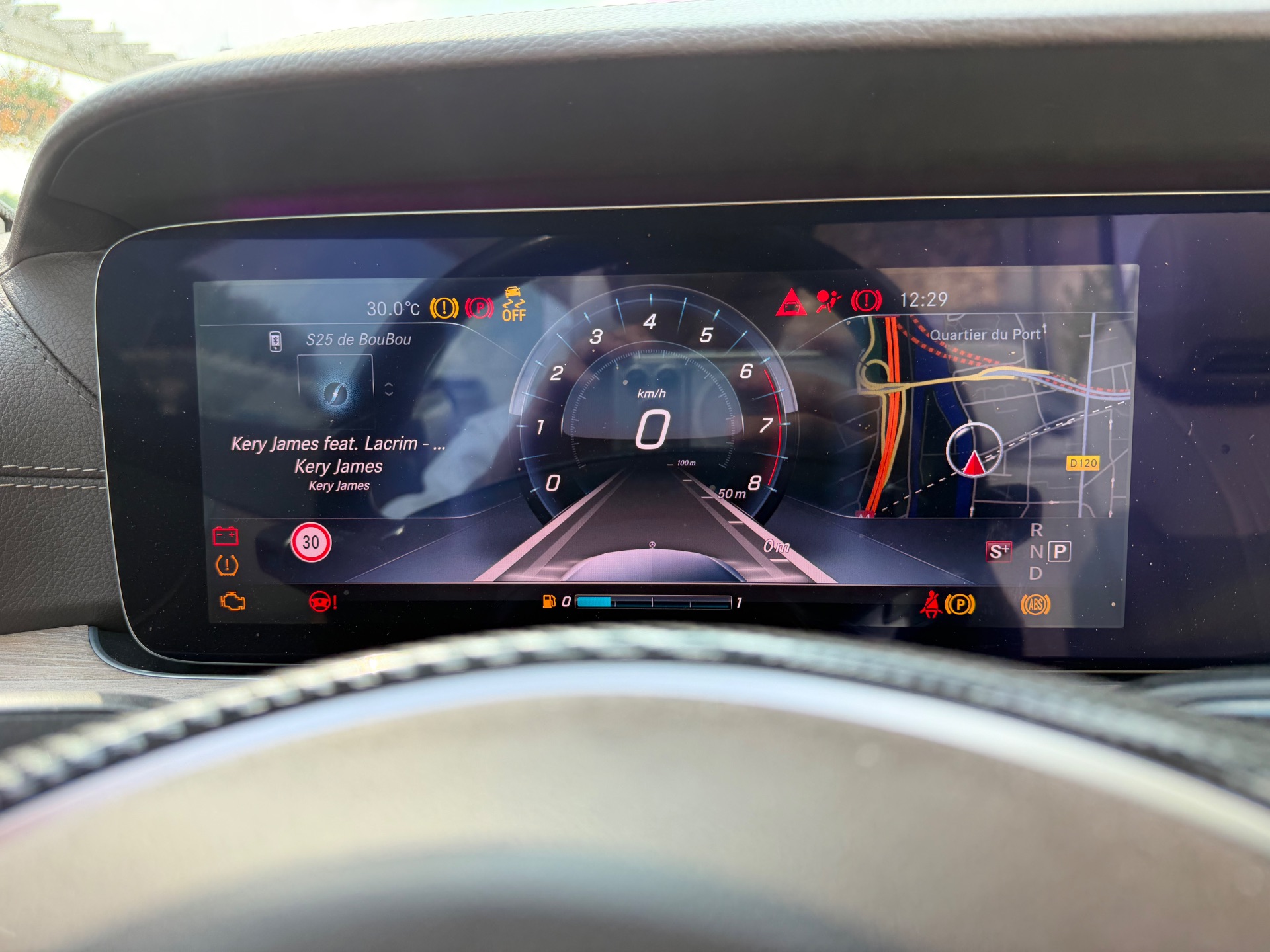 Mercedes-Benz Classe E Pack AMG Exécutive Cabriolet 300 2.0 i 16V 9G-TRONIC 245 cv Boîte auto