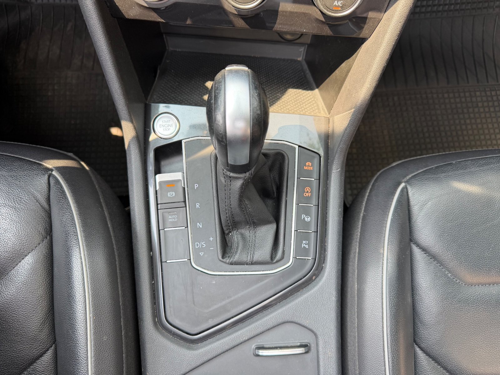 Volkswagen Tiguan Rline 1.5 TSi 16V DSG7 150 cv Boîte auto
