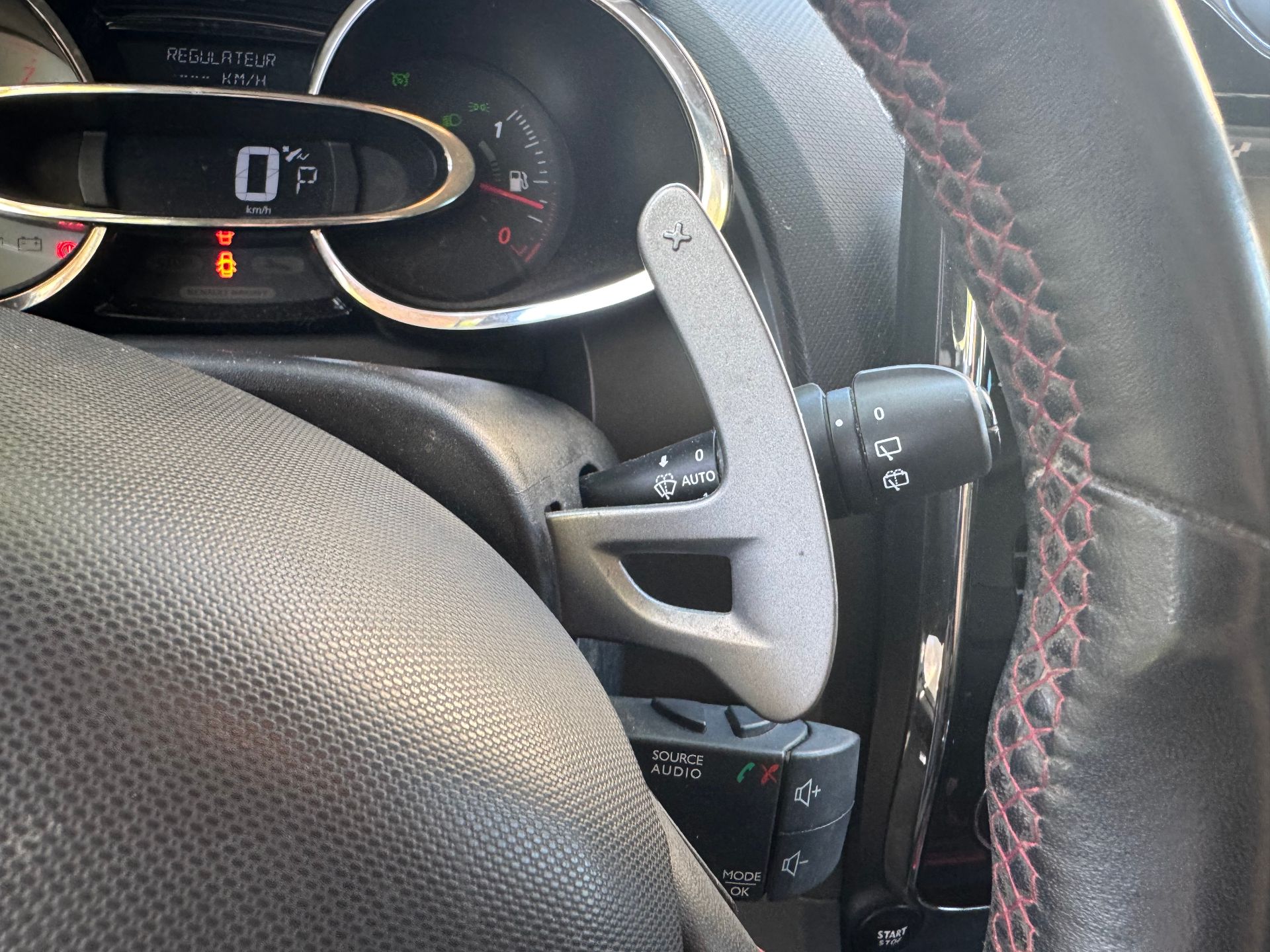 Renault Clio RS 1.6 Turbo EDC6 200 cv 200ch RS
