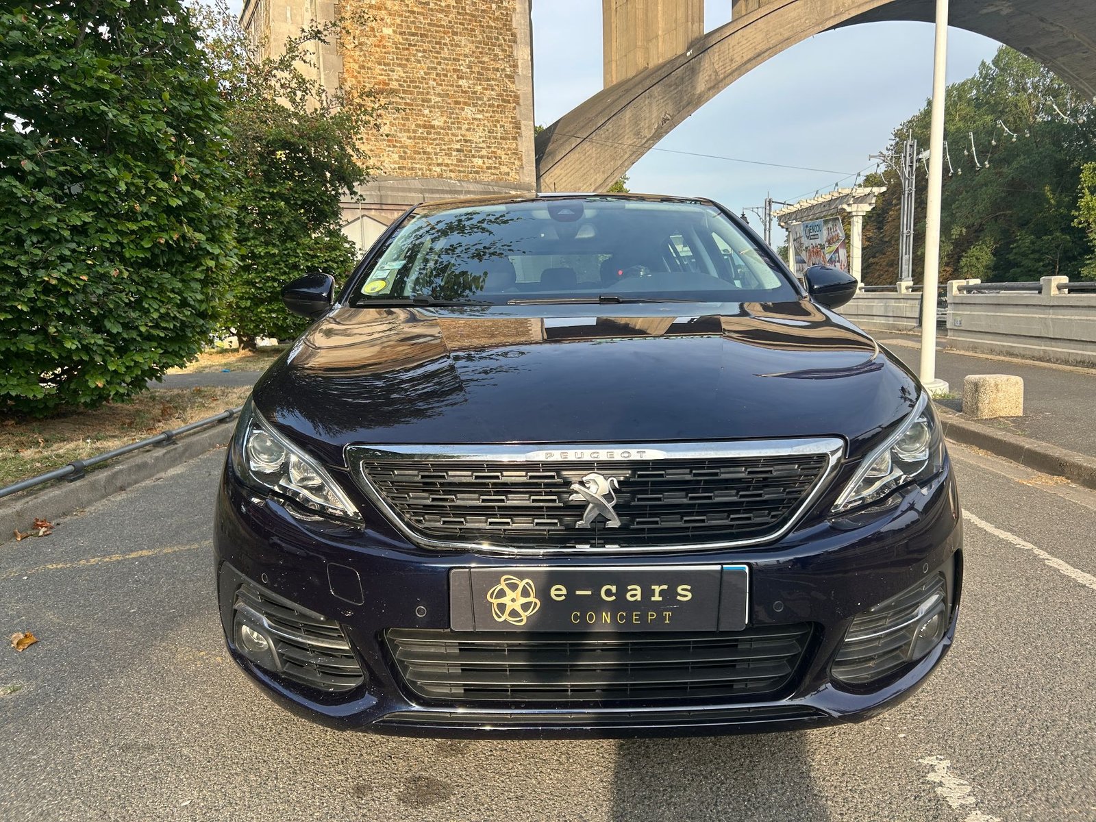 Peugeot 308 Phase II 1.5 BlueHDi 16V EAT8 S&S 130 cv Boîte auto
