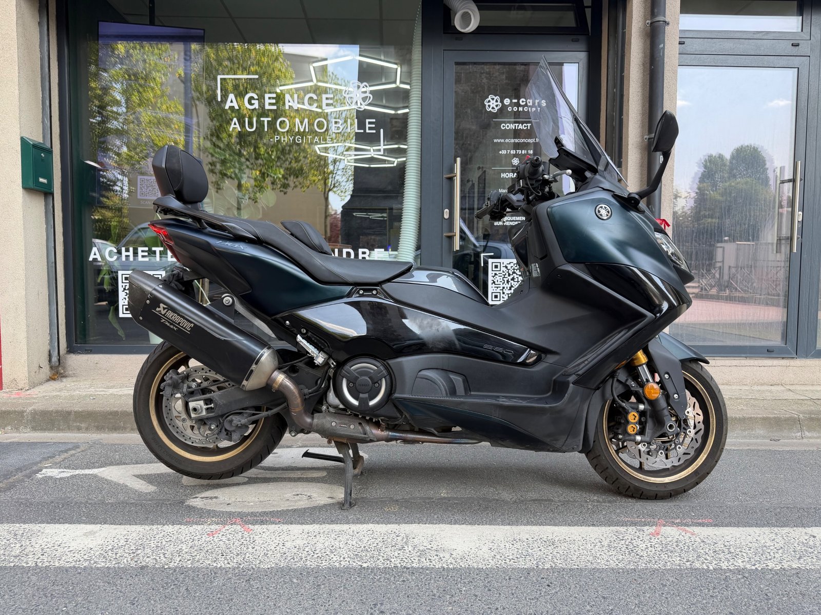 Yamaha Tmax Tech MAX 560