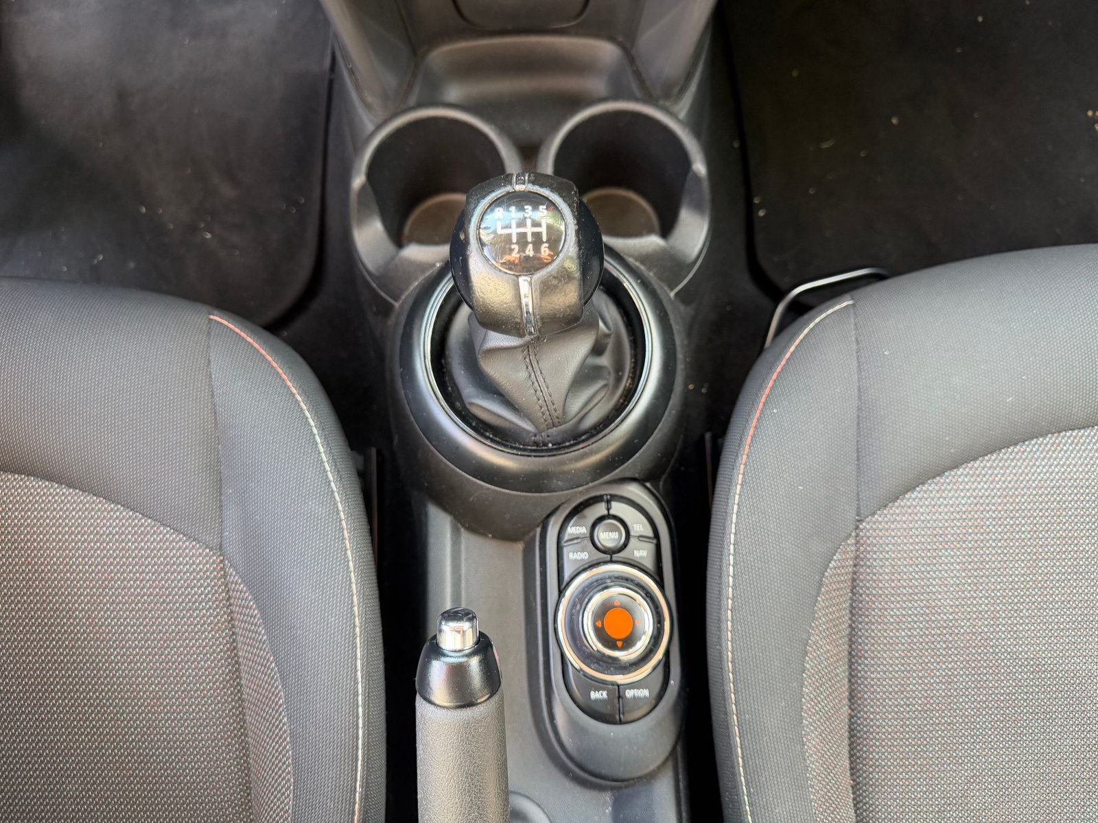 Mini Mini 5 Portes One First 1.2 i 12V 75 cv