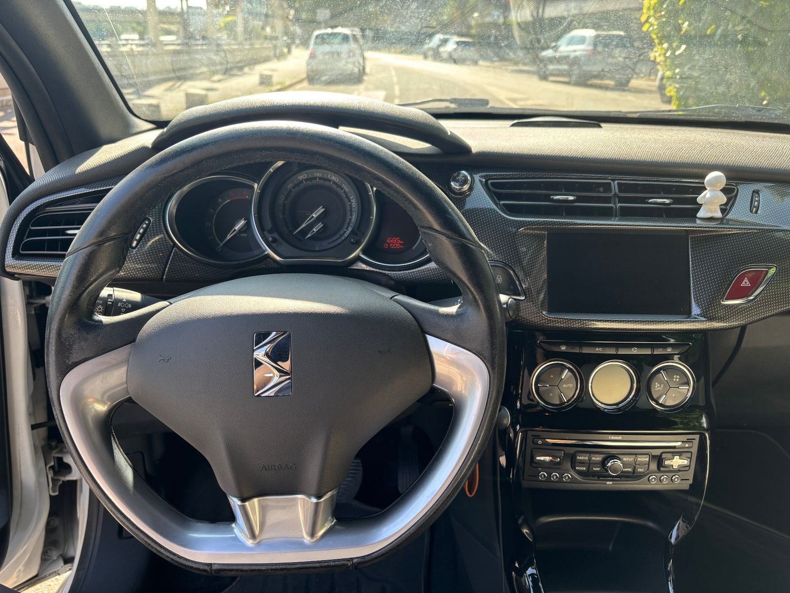 Citroën DS3 SoChic 1.6 e-HDi FAP Airdream S&S 92 cv