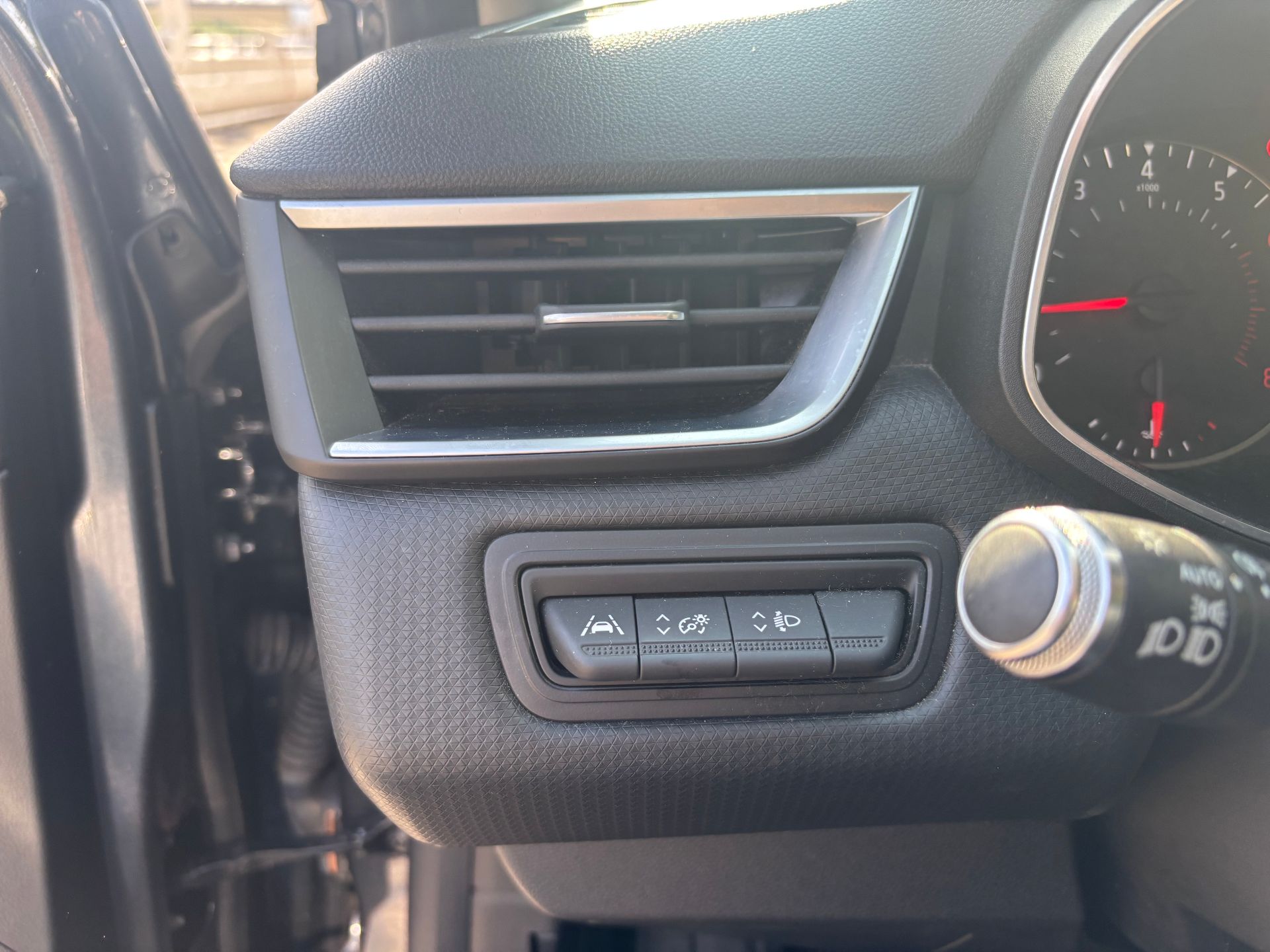 Renault Clio V 5 Portes 1.0 SCe 12V S&S 67ch