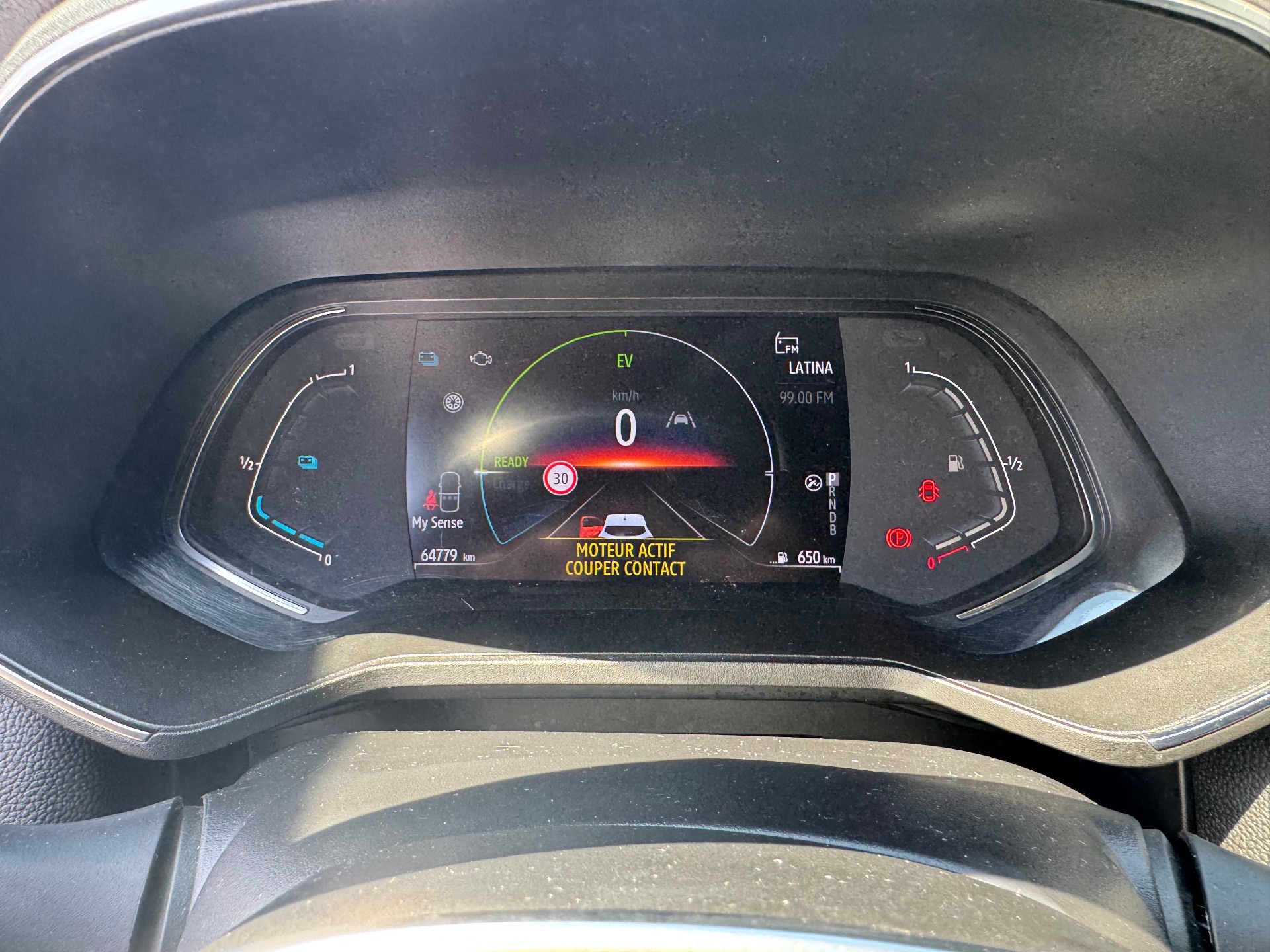 Renault Clio V 5 Portes E-TECH 1.6 i 16V GPF 140 Hybrid S&S 91 cv Boîte auto