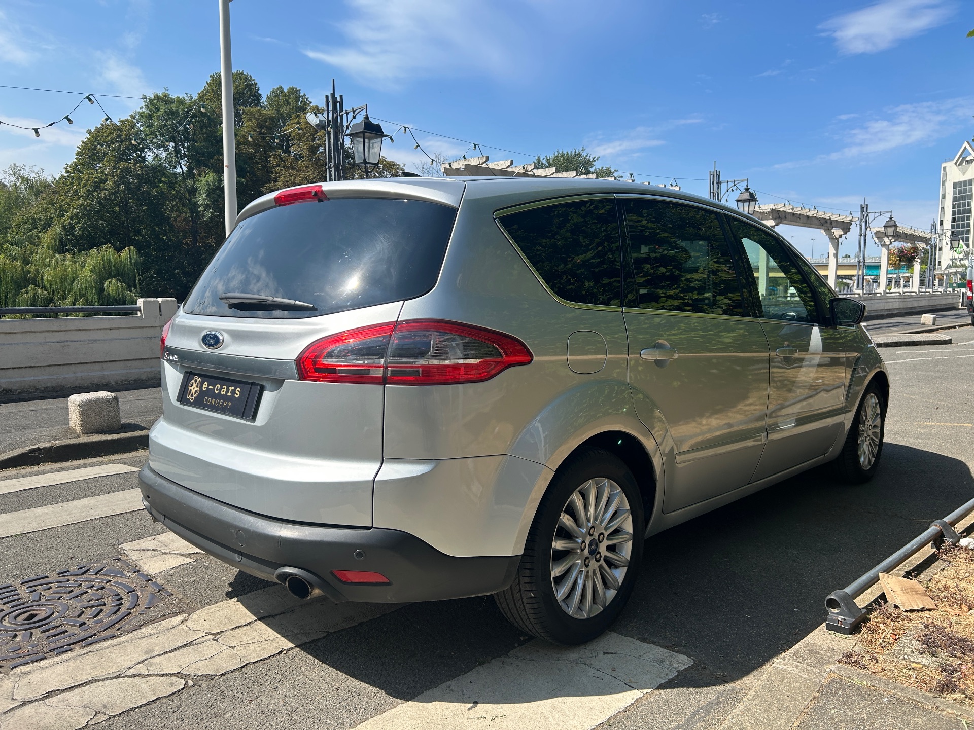 Ford S-Max