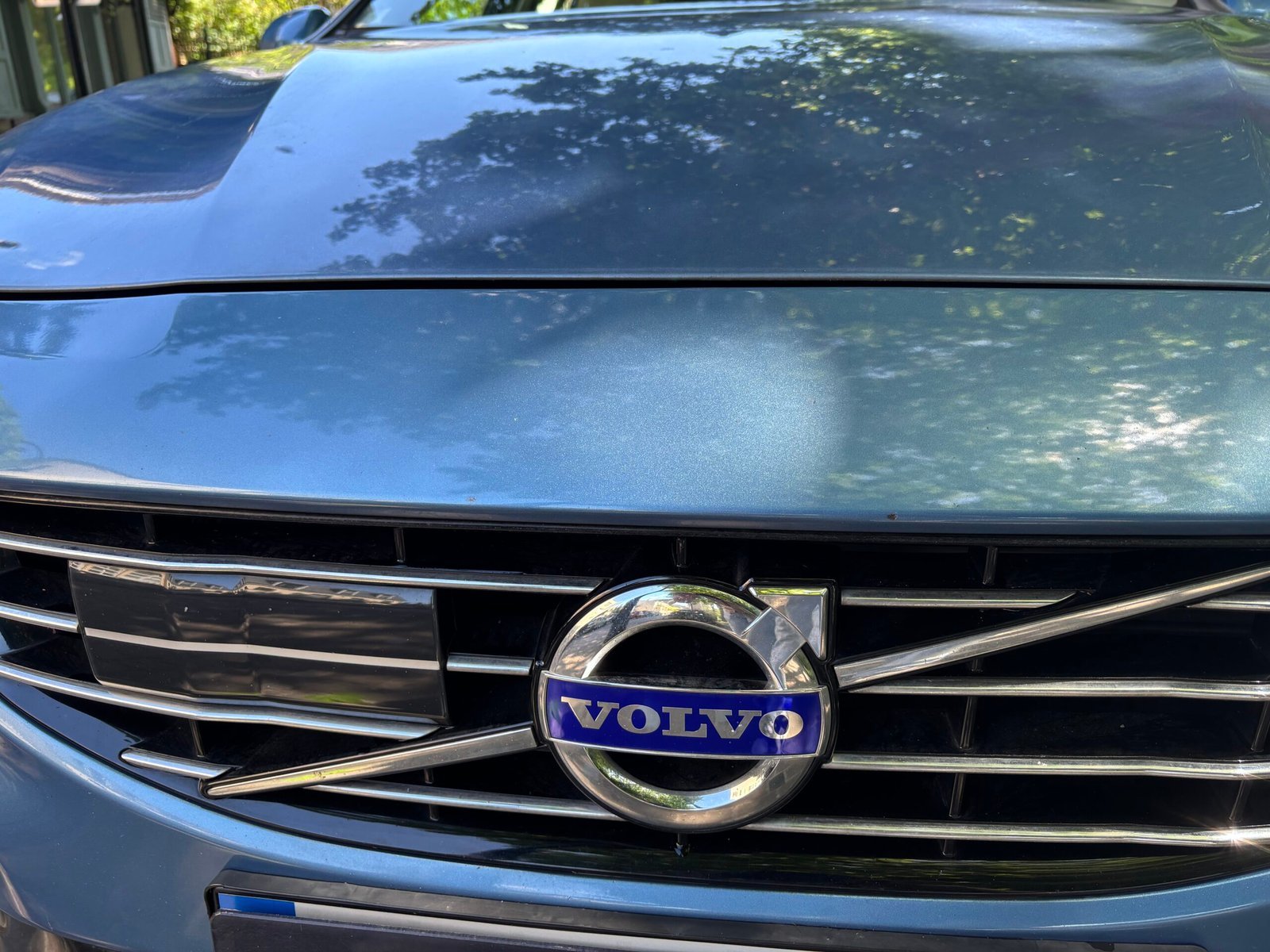Volvo V60 Plug-in Hybrid D6 215 +70 ch AWD Xénium Geartronic A