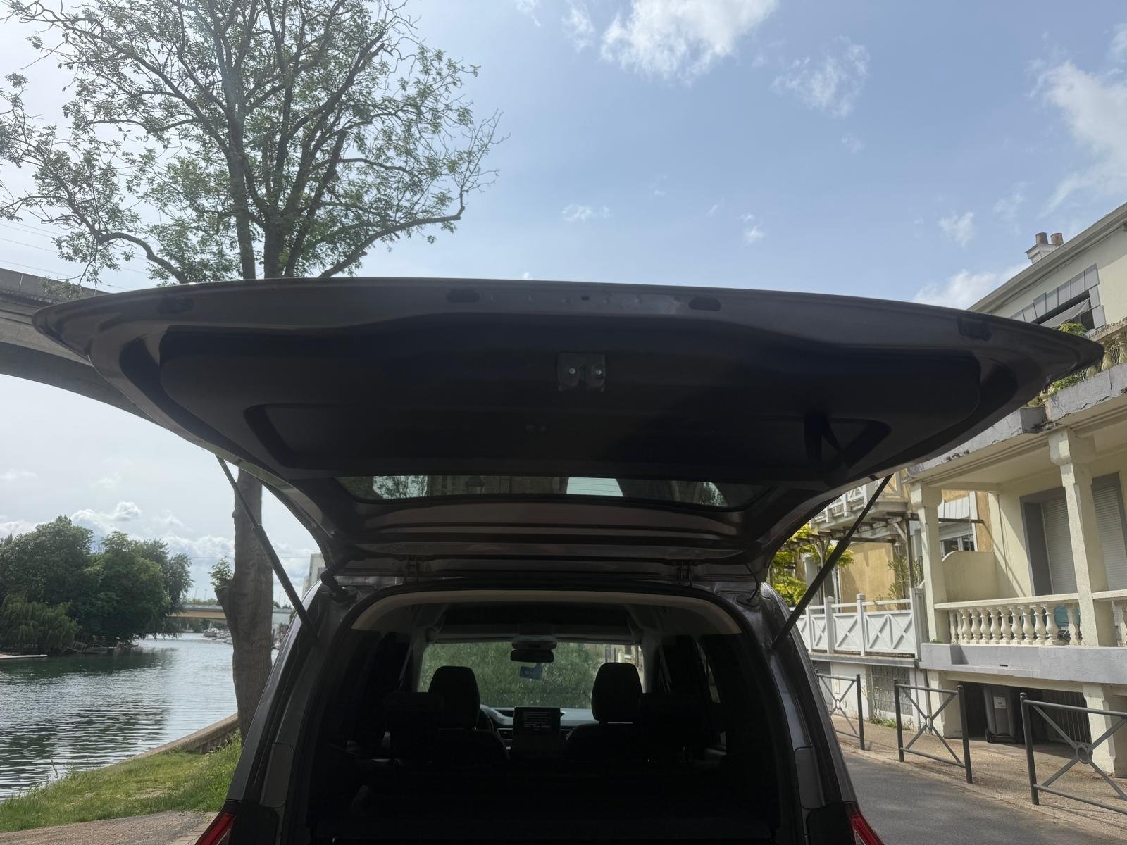 Citroën C5 Aircross 1.6 THP PureTech 16V 224 Plug in Hybrid e-EAT8 181 cv Boîte auto