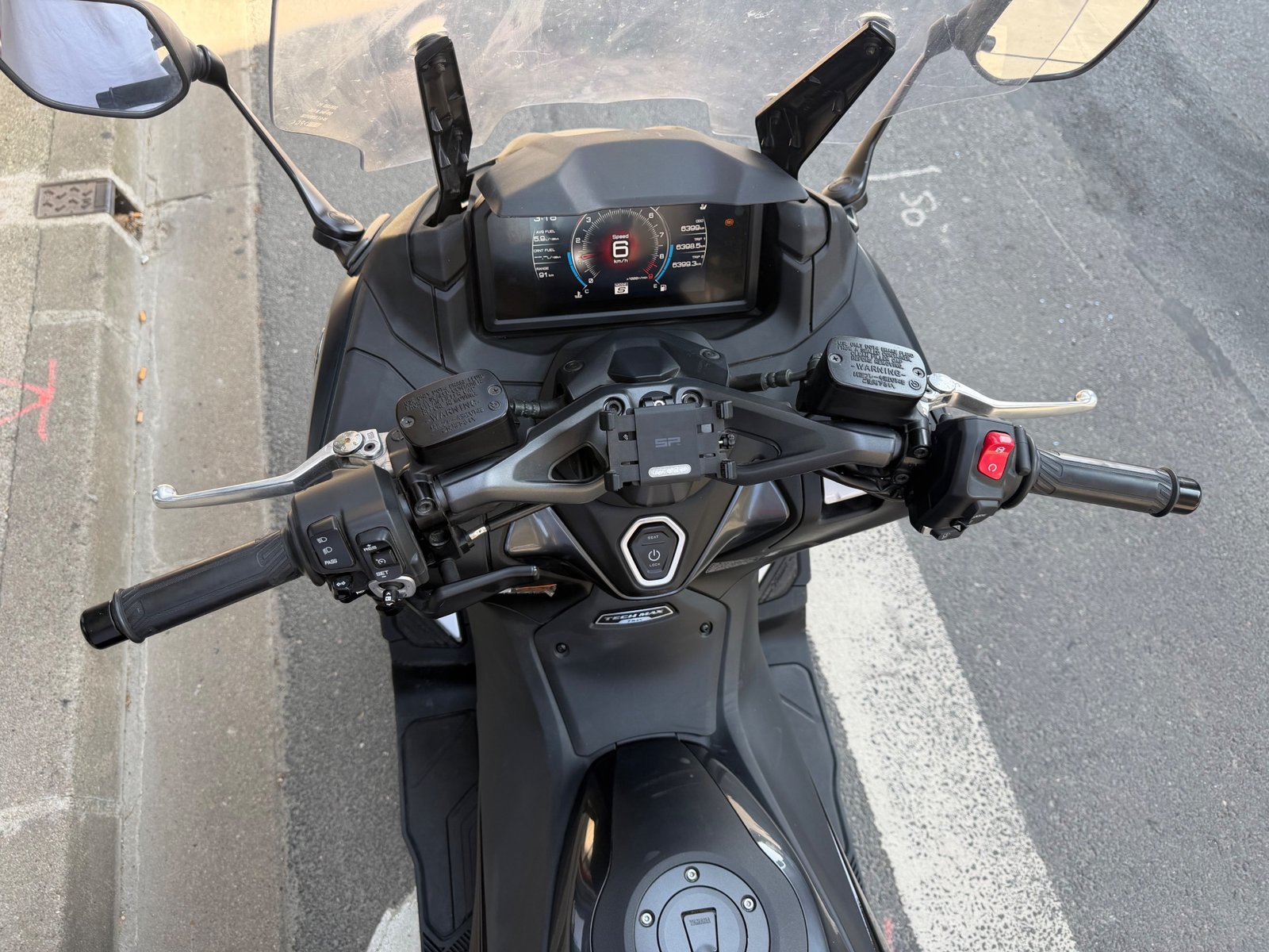 Yamaha Tmax Tech MAX 560